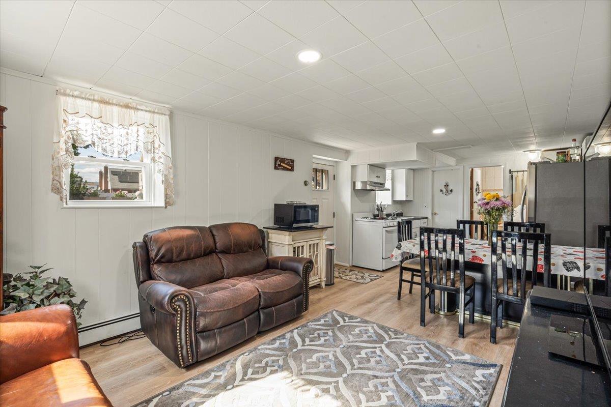 Single Family 85  Nassau County, NY 11001, MLS-835305-16