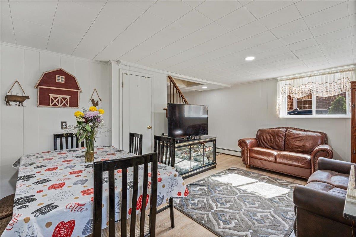 Single Family 85  Nassau County, NY 11001, MLS-835305-17