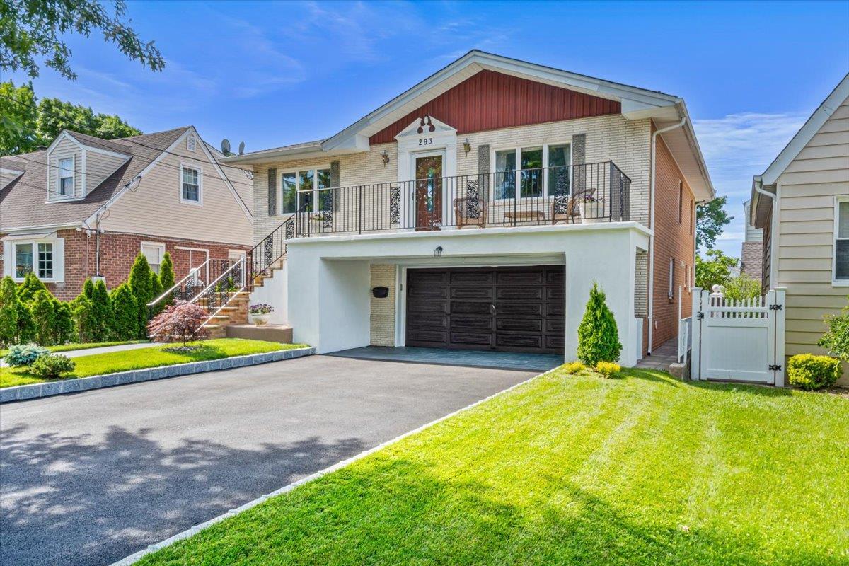 Single Family 85  Nassau County, NY 11001, MLS-835305-2