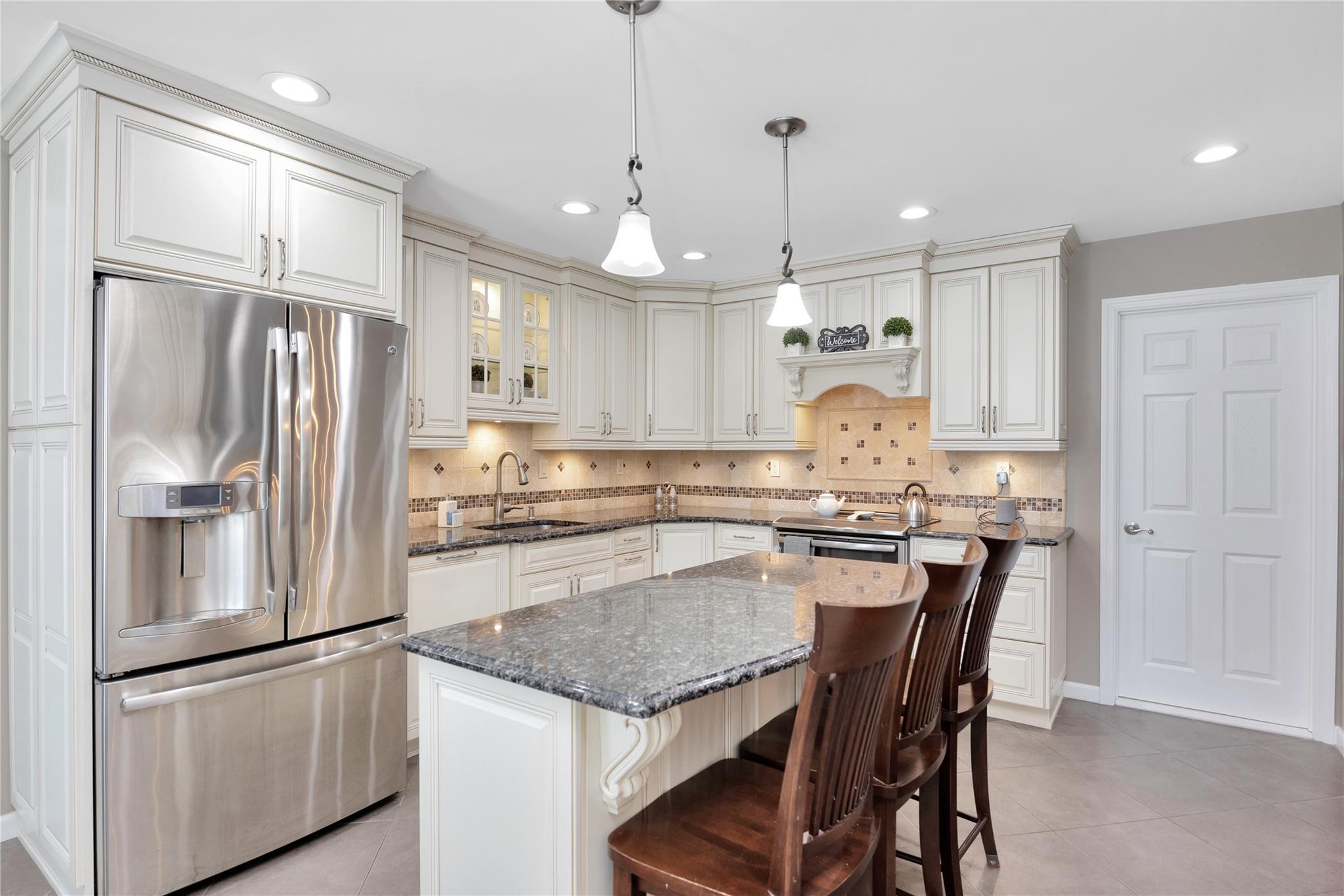 Single Family Bradshaw  Suffolk County, NY 11768, MLS-835410-13