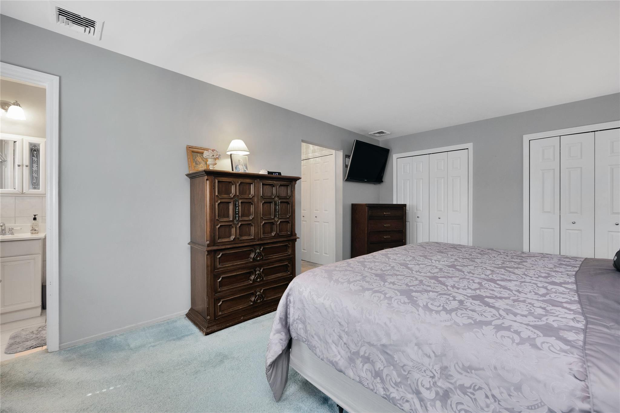 Single Family Bradshaw  Suffolk County, NY 11768, MLS-835410-26