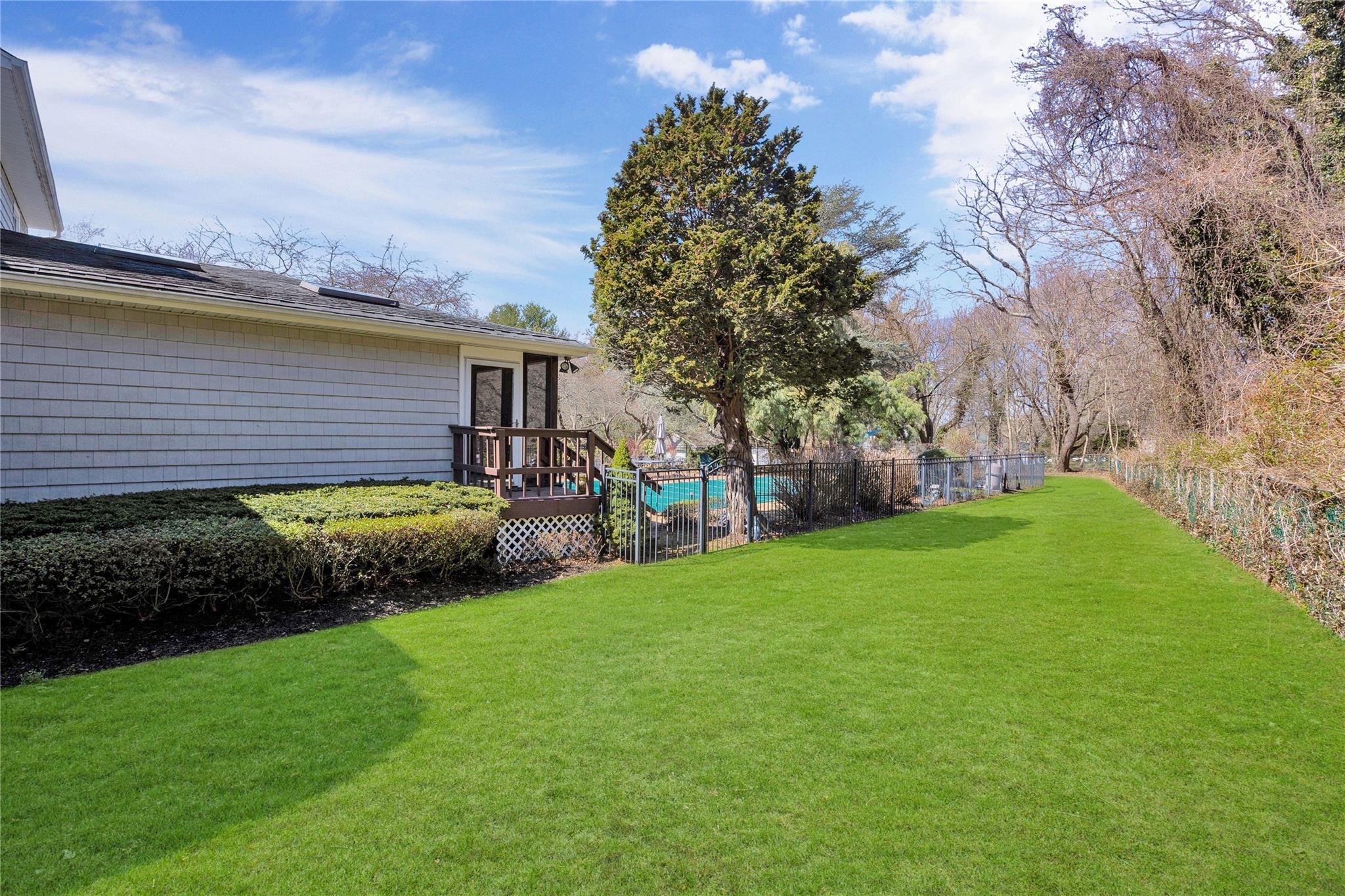 Single Family Bradshaw  Suffolk County, NY 11768, MLS-835410-4