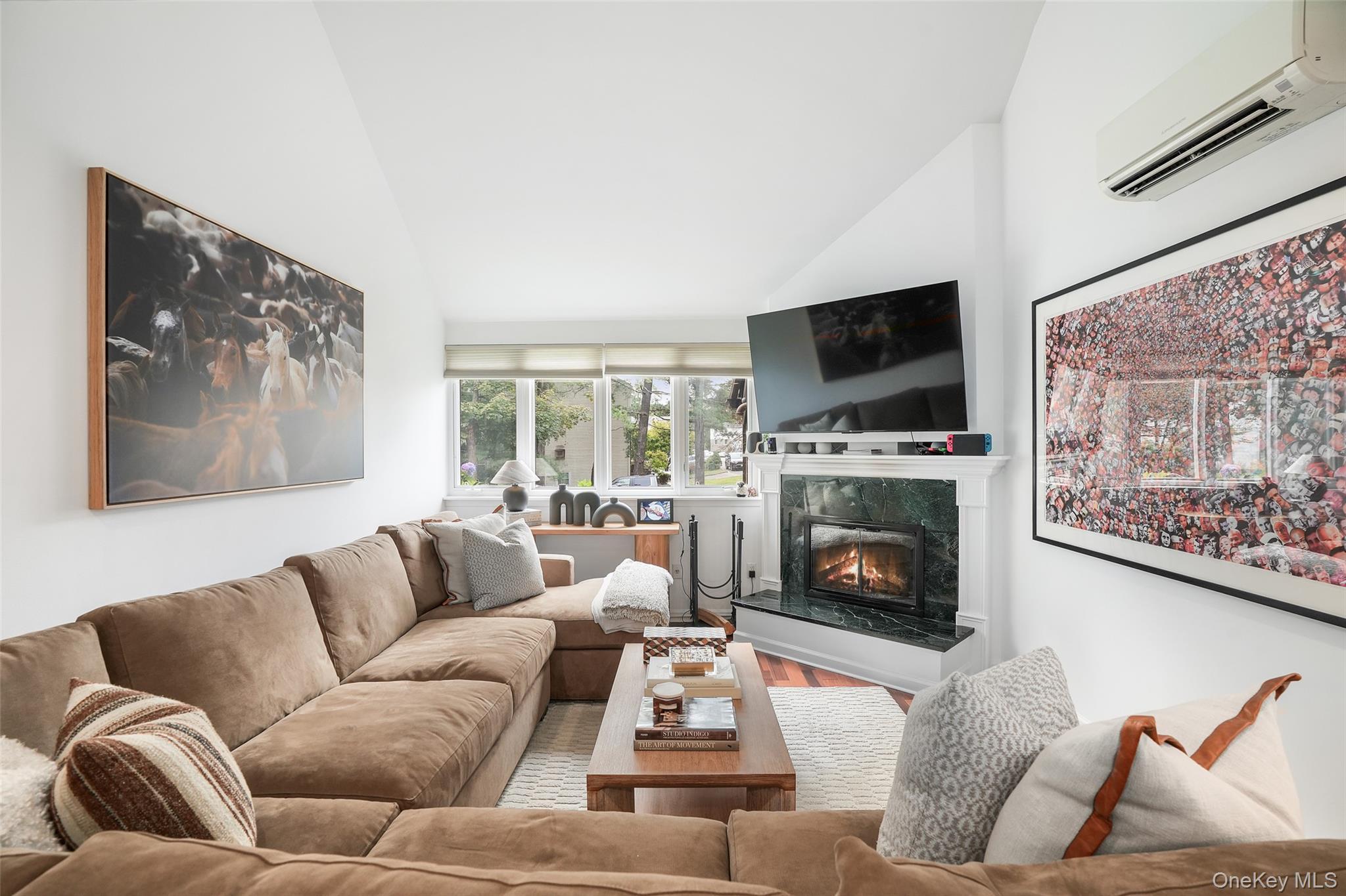 Single Family Round Hill Westchester County, NY 10522, MLS-835419-4