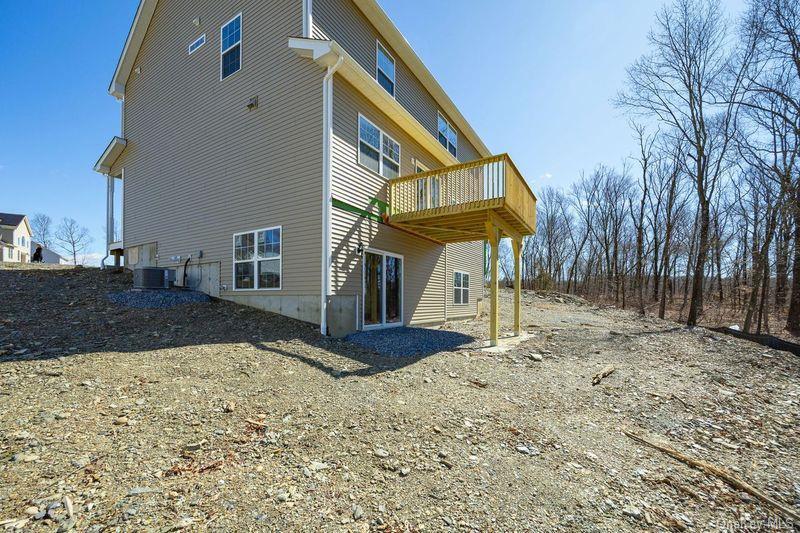 Single Family Page  Dutchess County, NY 12603, MLS-835435-34