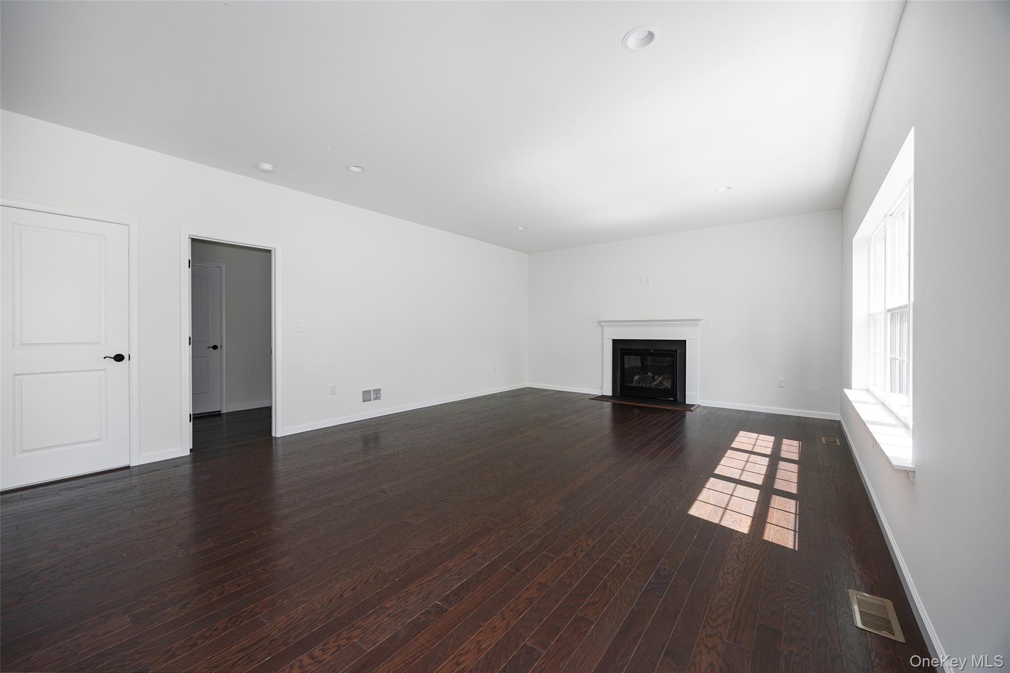 Single Family Page  Dutchess County, NY 12603, MLS-835435-9