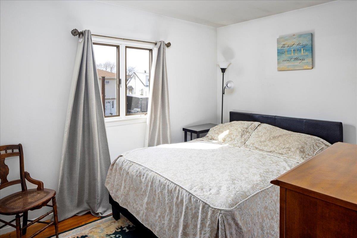 Single Family Nassau  Nassau County, NY 11520, MLS-835440-15