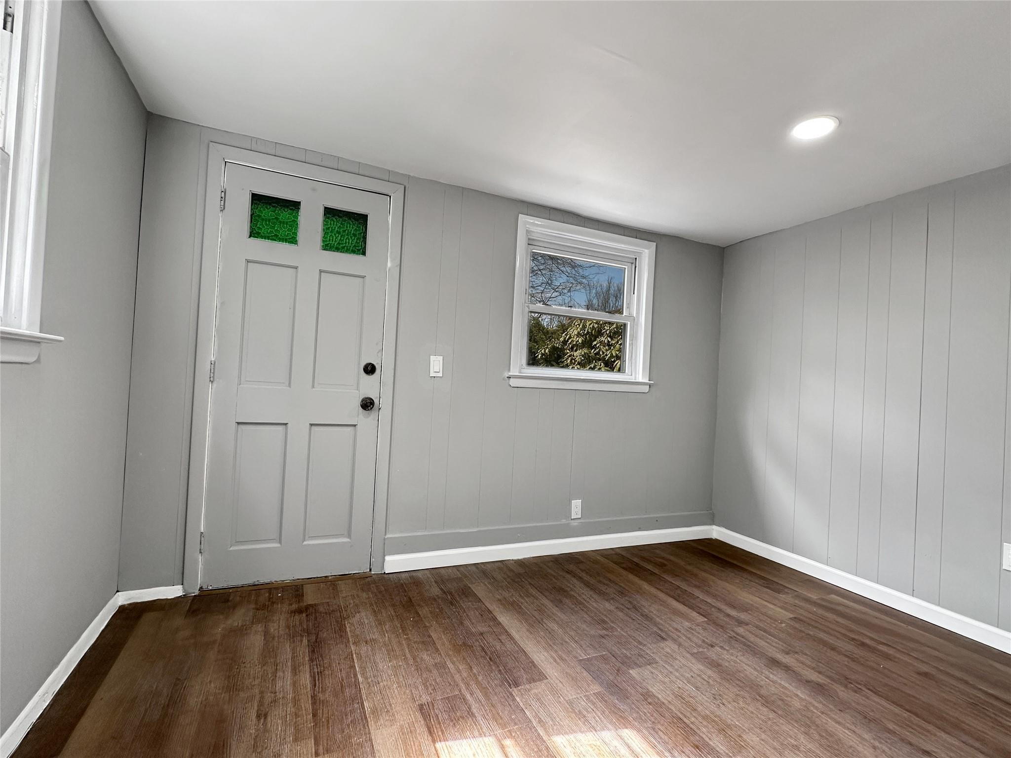 Single Family 11th  Nassau County, NY 11040, MLS-835446-15