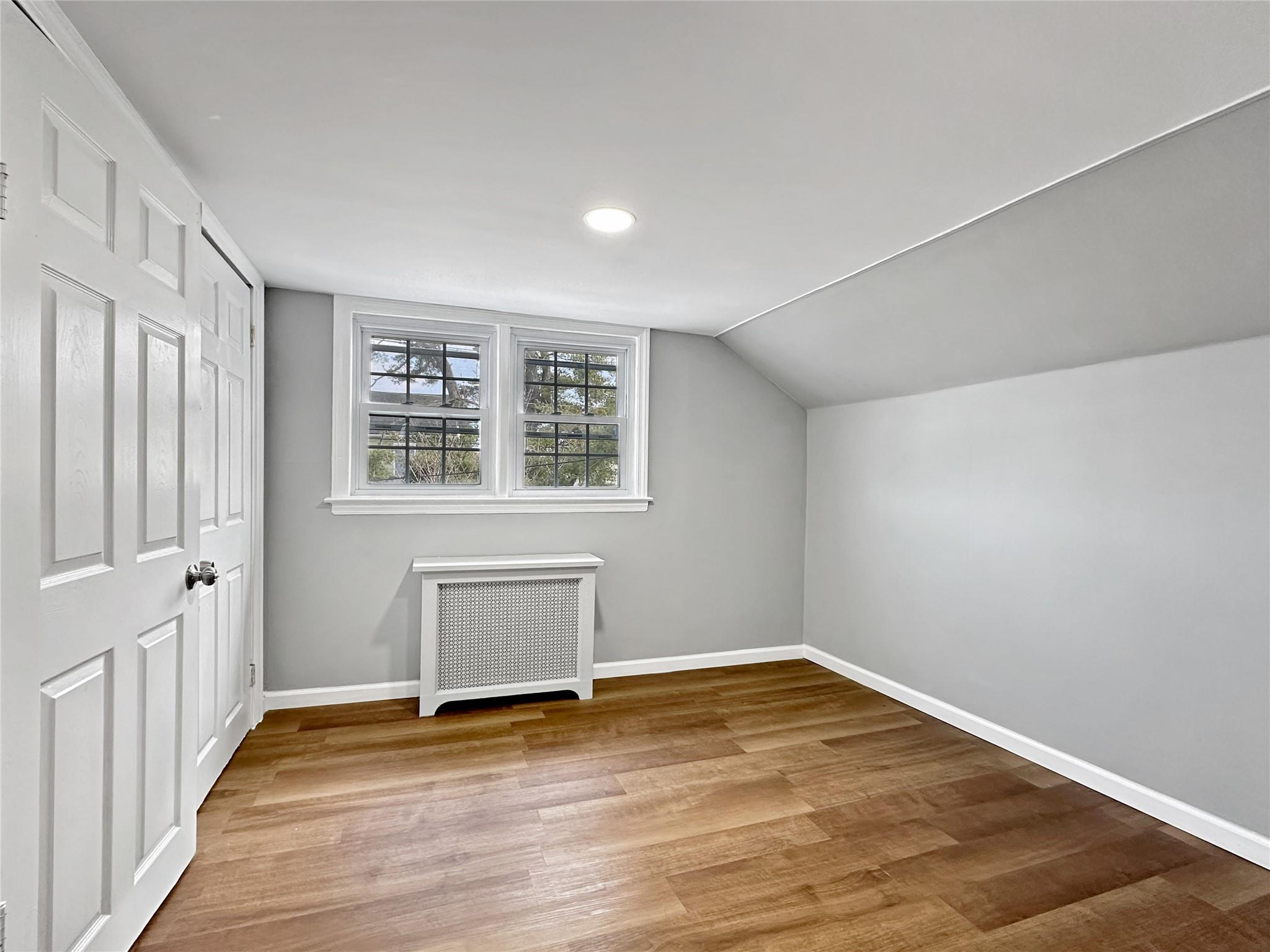Single Family 11th  Nassau County, NY 11040, MLS-835446-16