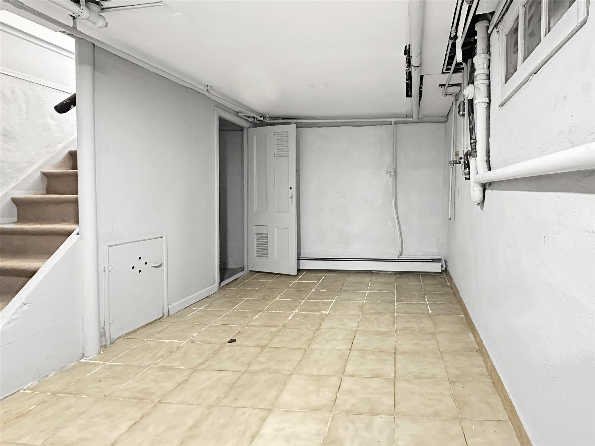 Single Family 11th  Nassau County, NY 11040, MLS-835446-6