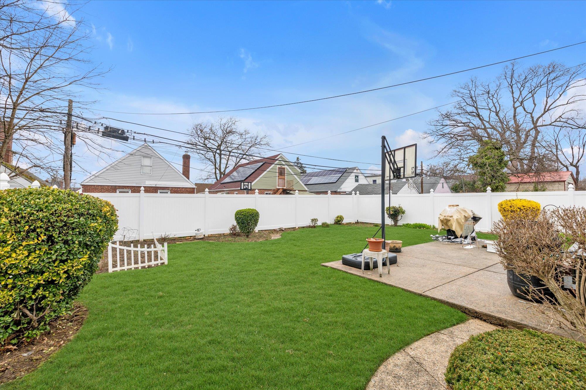 Single Family 232nd  Queens, NY 11413, MLS-835457-15