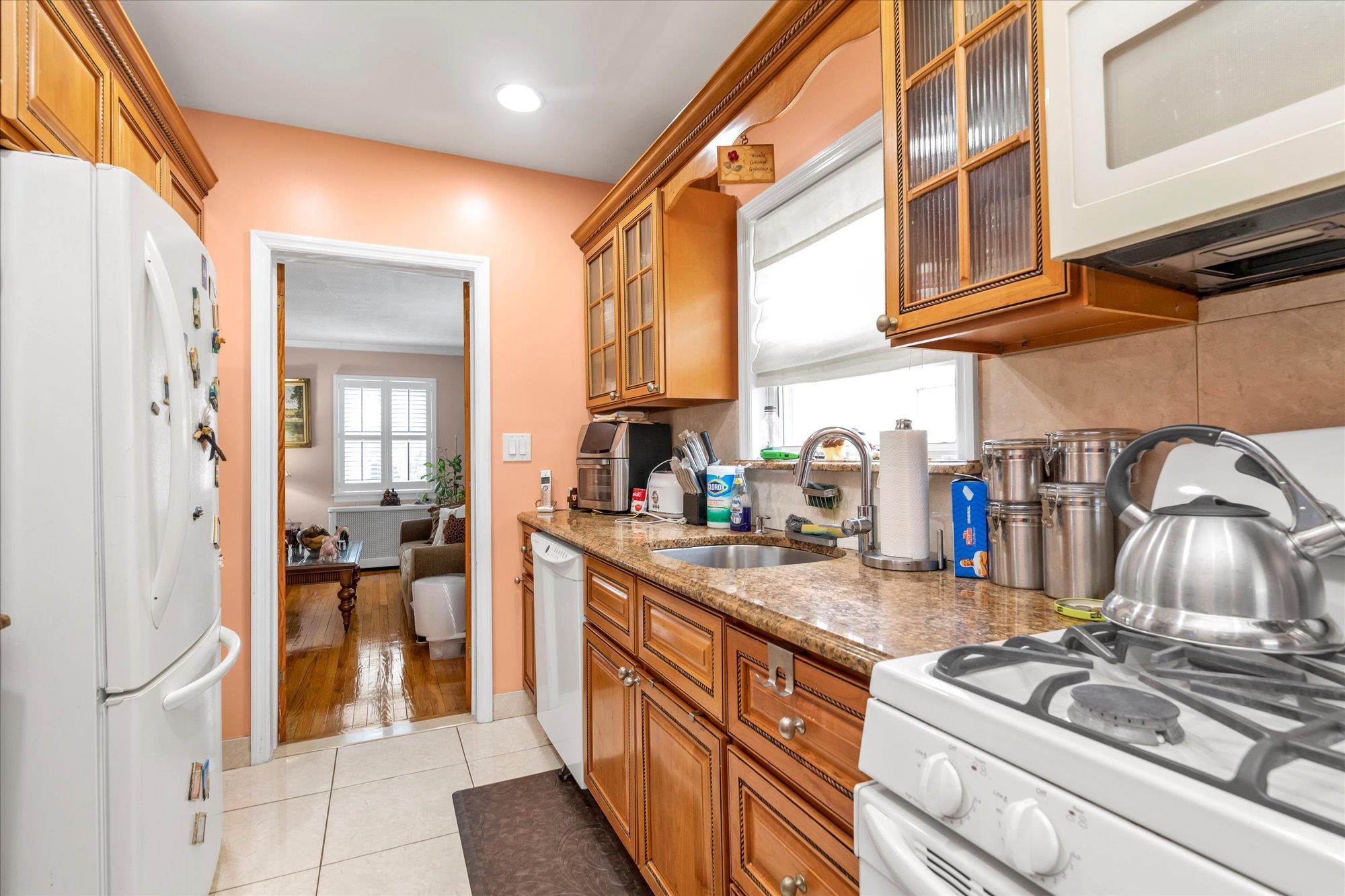 Single Family 232nd  Queens, NY 11413, MLS-835457-5