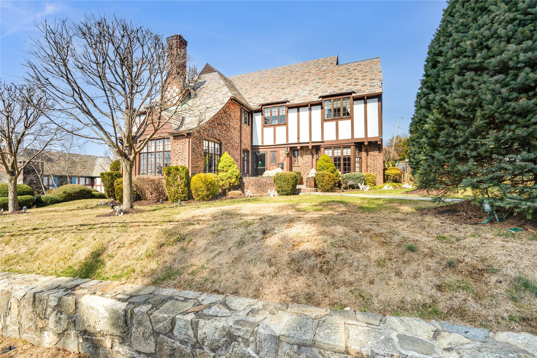 Single Family Riverview  Westchester County, NY 10566, MLS-835458-2