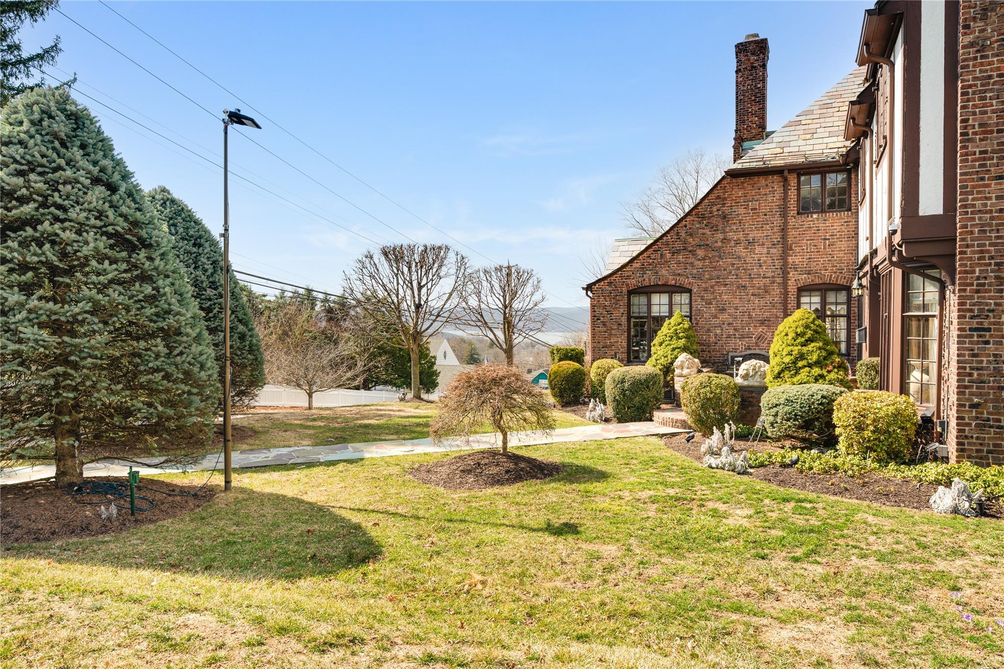 Single Family Riverview  Westchester County, NY 10566, MLS-835458-8