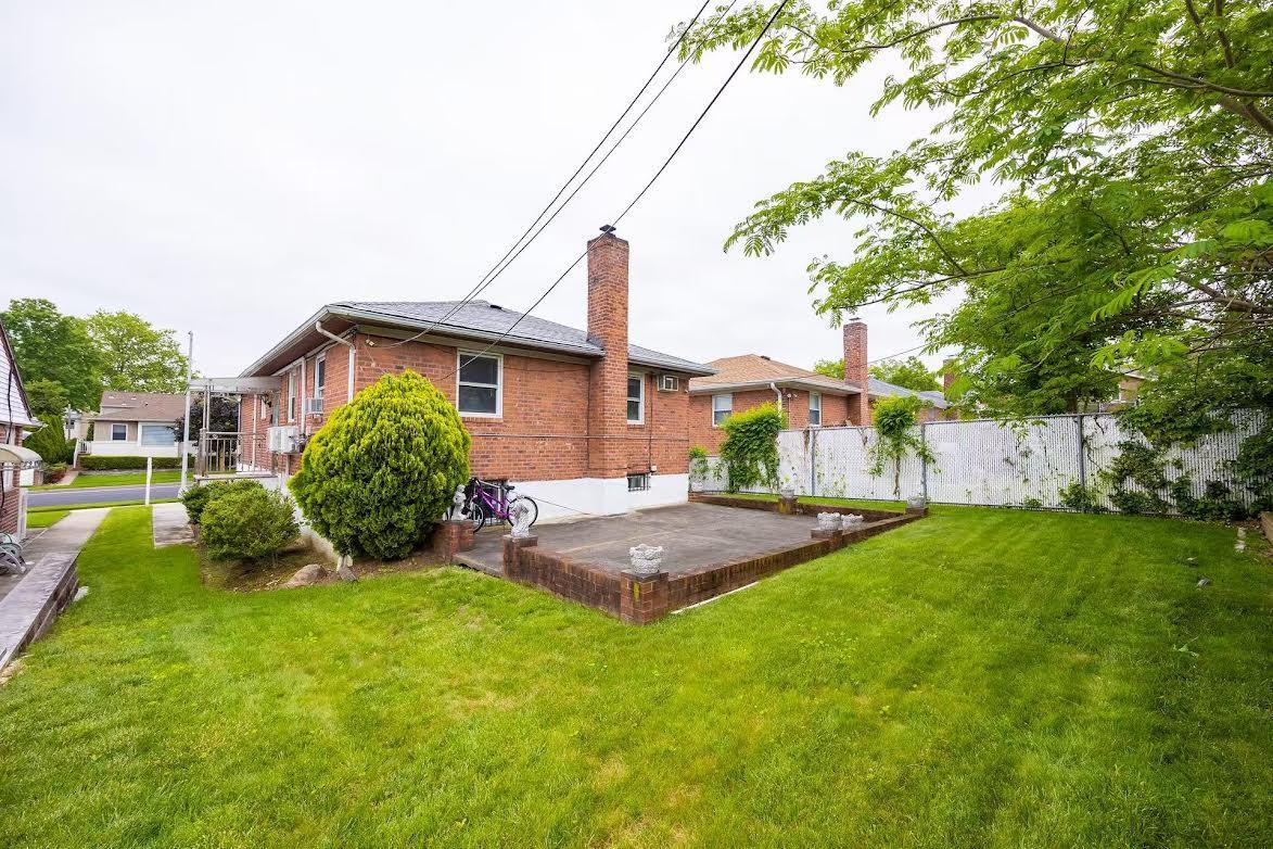 Single Family Corporal Kennedy  Queens, NY 11360, MLS-835505-16