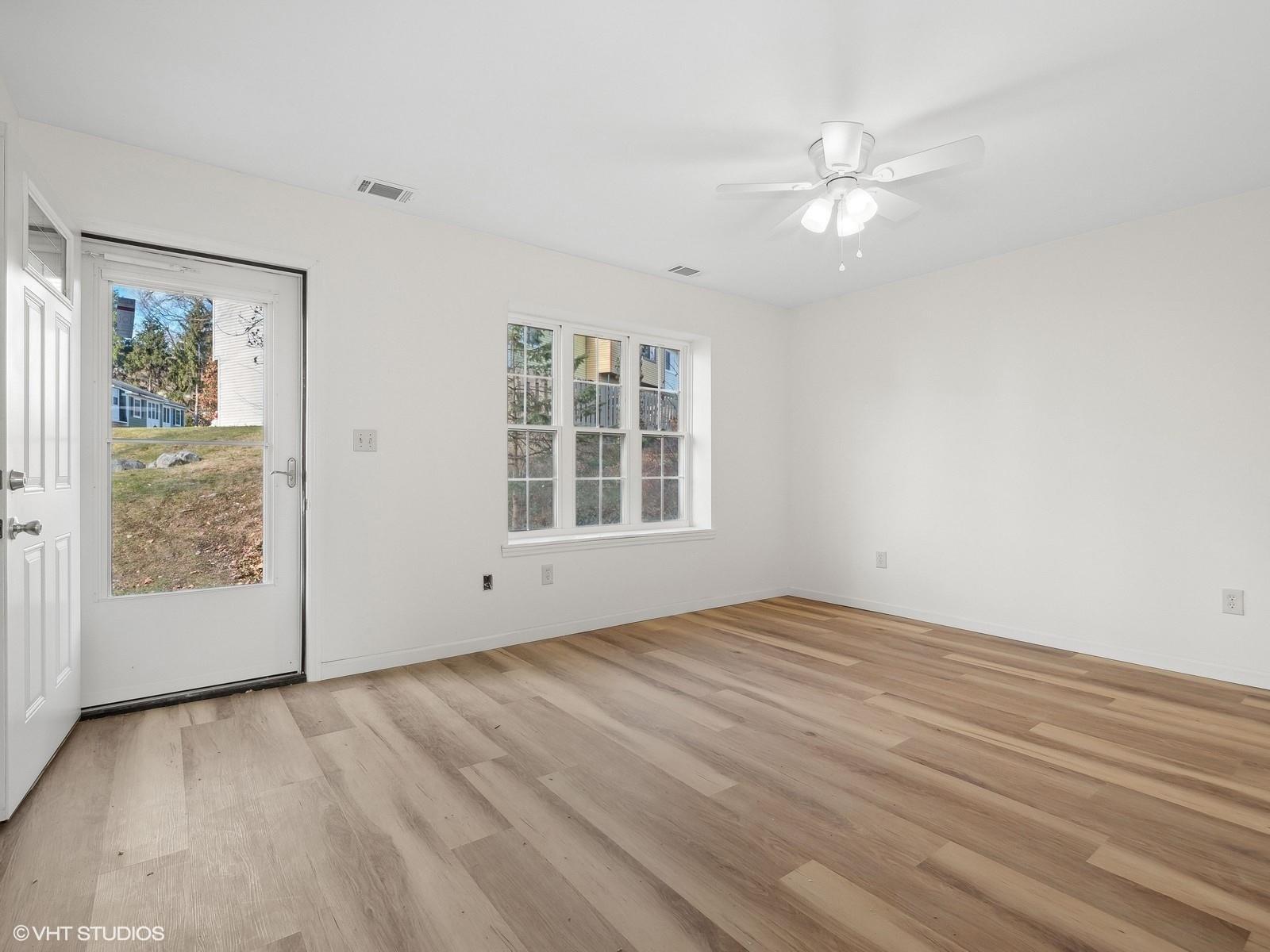 Single Family Sunny Brook  Ulster County, NY 12528, MLS-835542-5