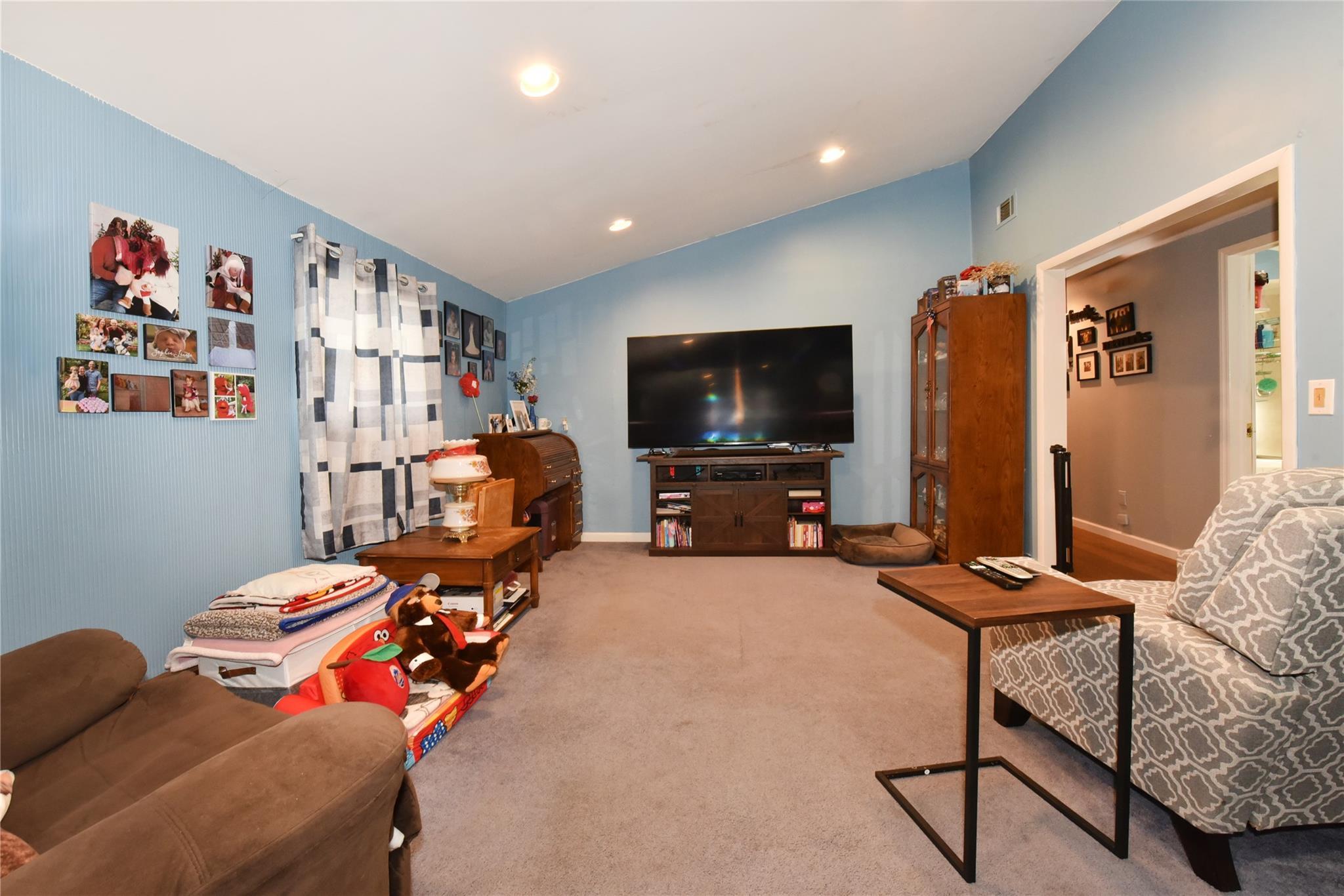 Single Family Maple  Nassau County, NY 11714, MLS-835551-14