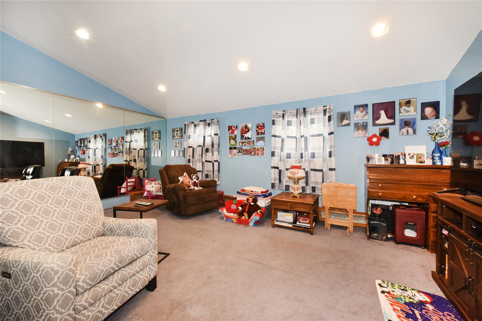 Single Family Maple  Nassau County, NY 11714, MLS-835551-15