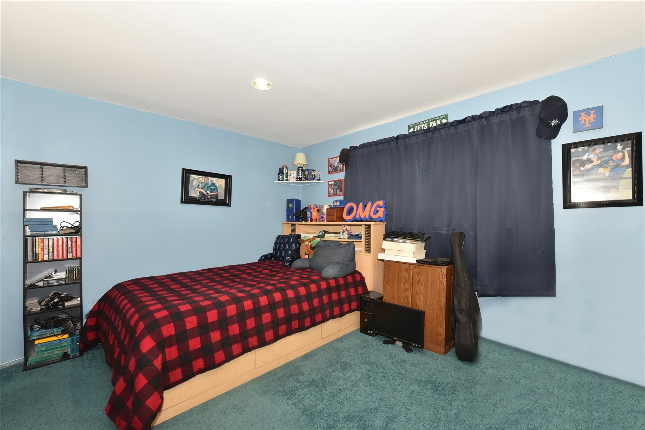 Single Family Maple  Nassau County, NY 11714, MLS-835551-19