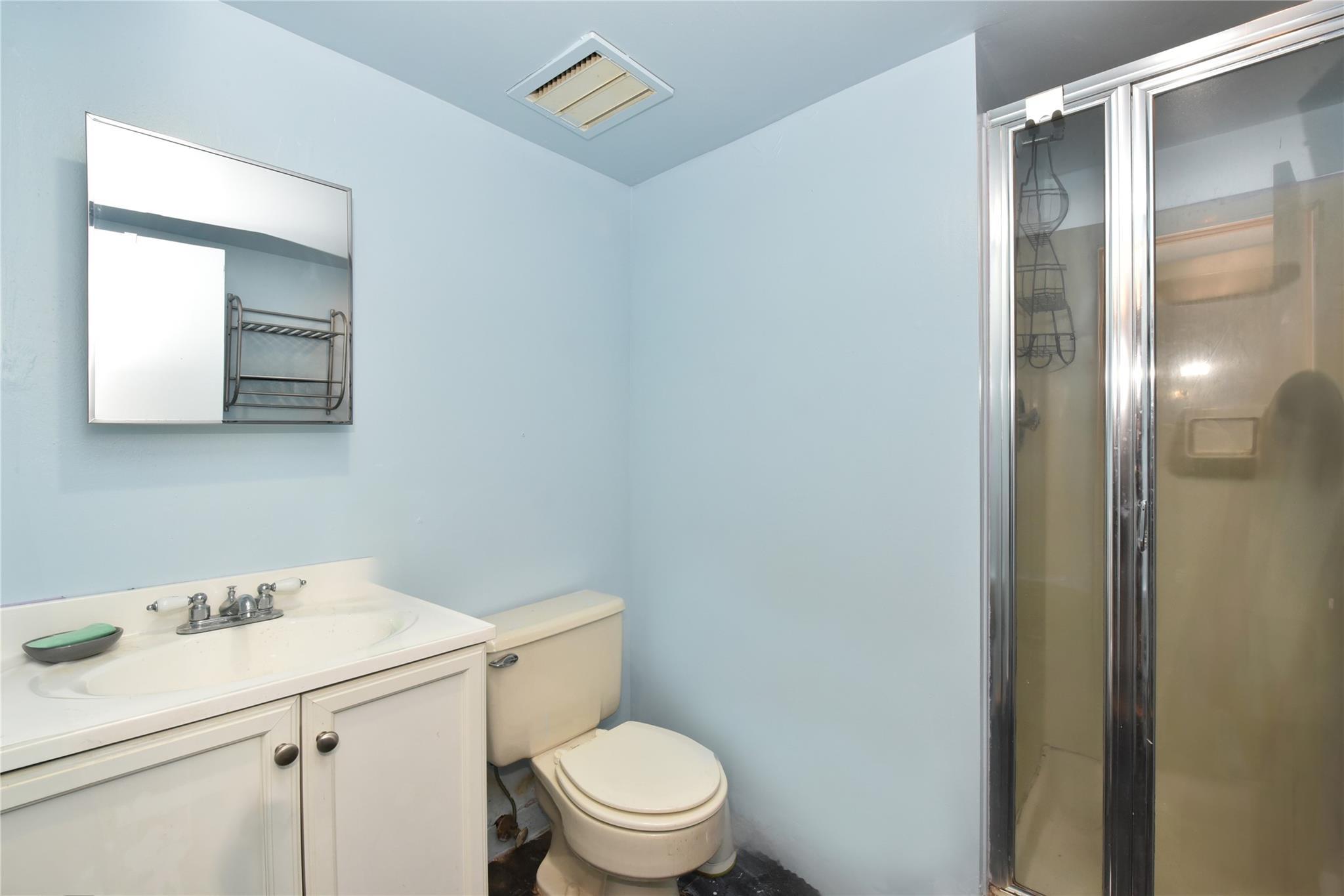 Single Family Maple  Nassau County, NY 11714, MLS-835551-24