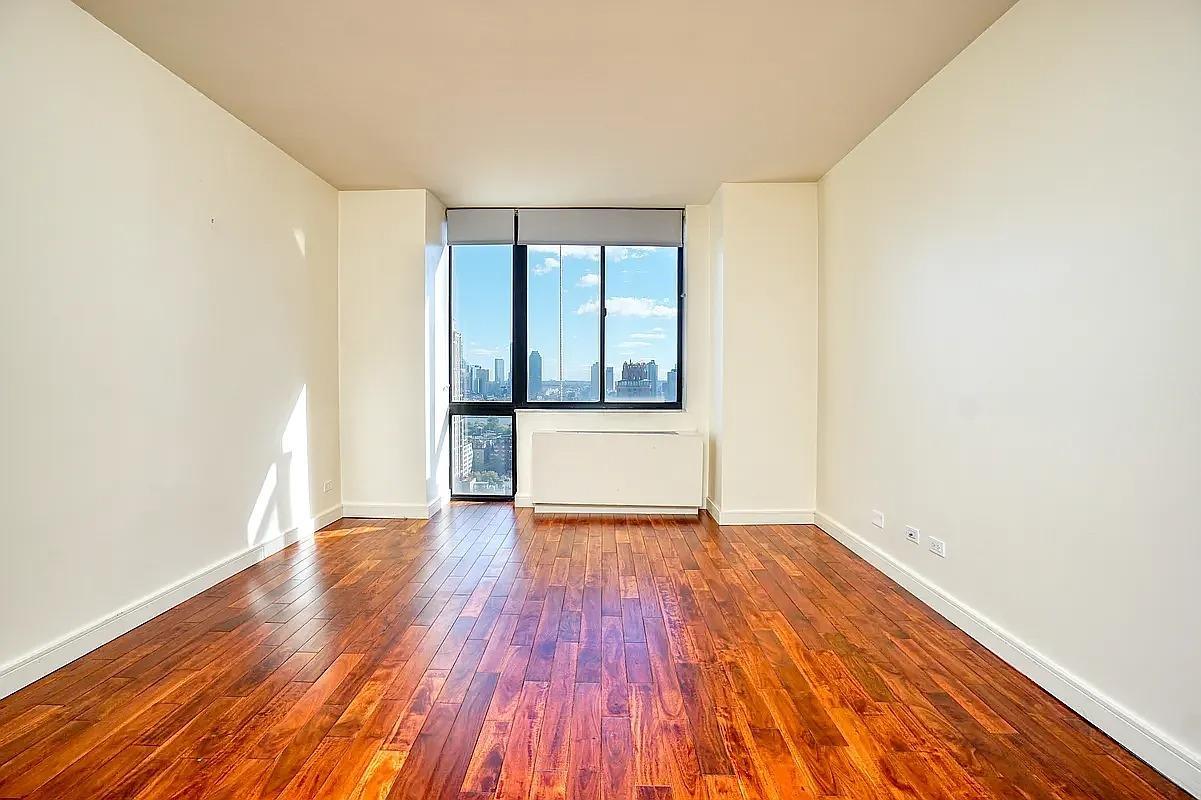 Condo East 49 St  Manhattan, NY 11017, MLS-835574-8