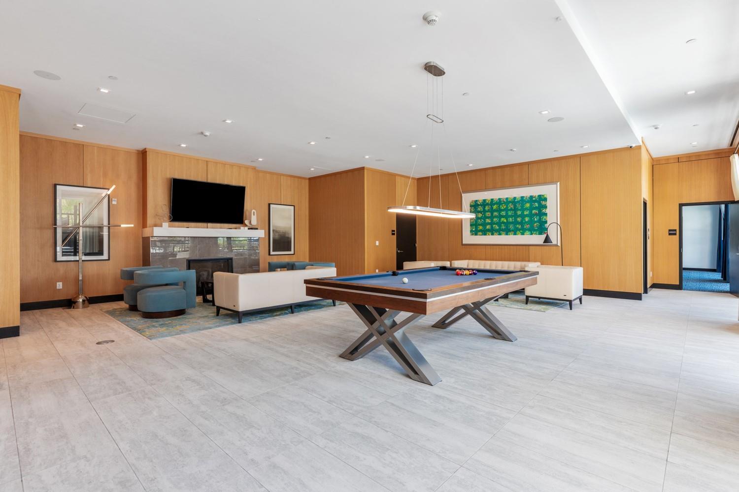 Condo Garvies Point  Nassau County, NY 11542, MLS-835583-31