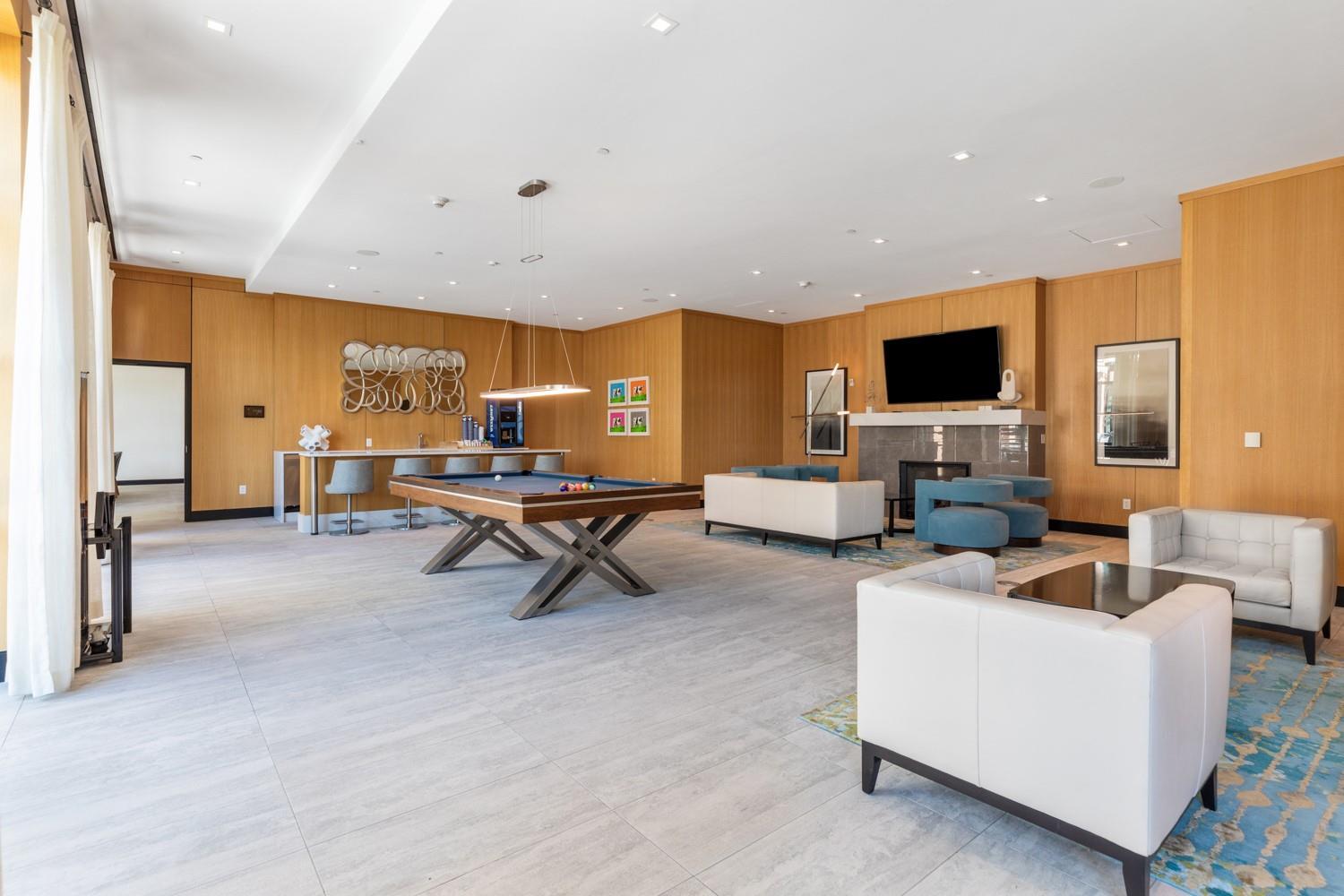 Condo Garvies Point  Nassau County, NY 11542, MLS-835583-32