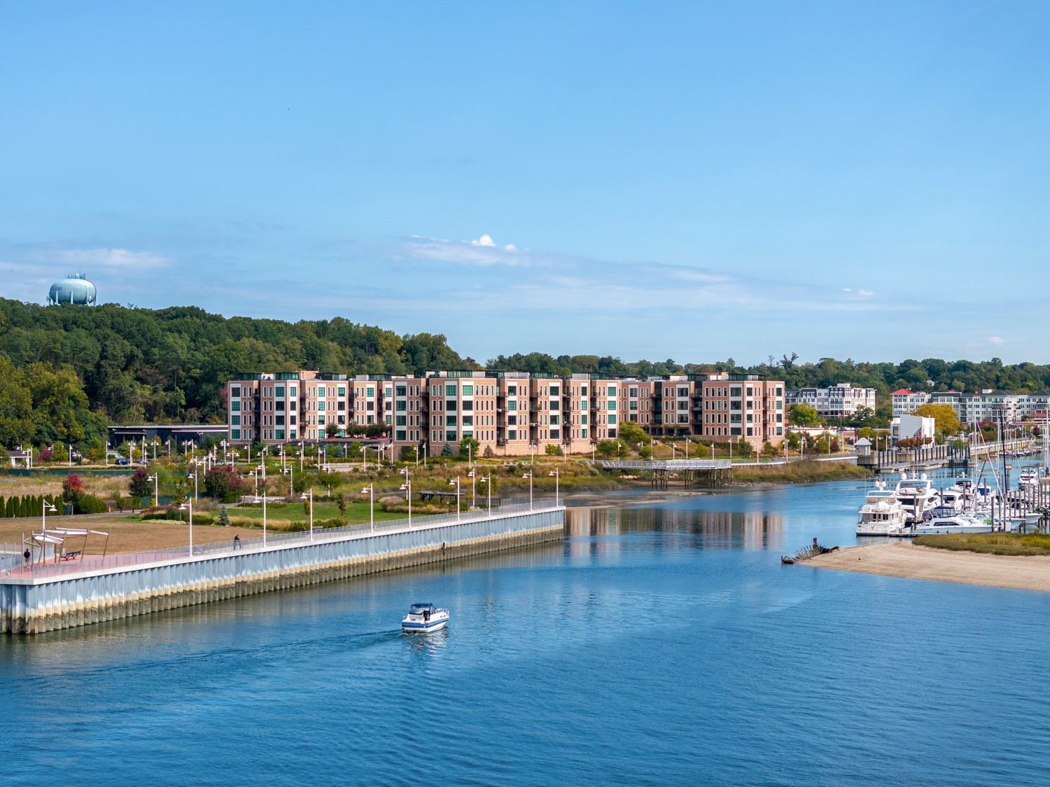 Condo Garvies Point  Nassau County, NY 11542, MLS-835583-44