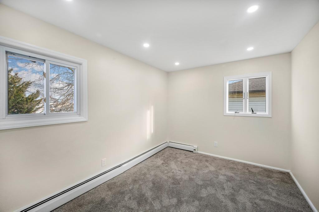 Single Family Seamans Neck  Nassau County, NY 11783, MLS-835603-17