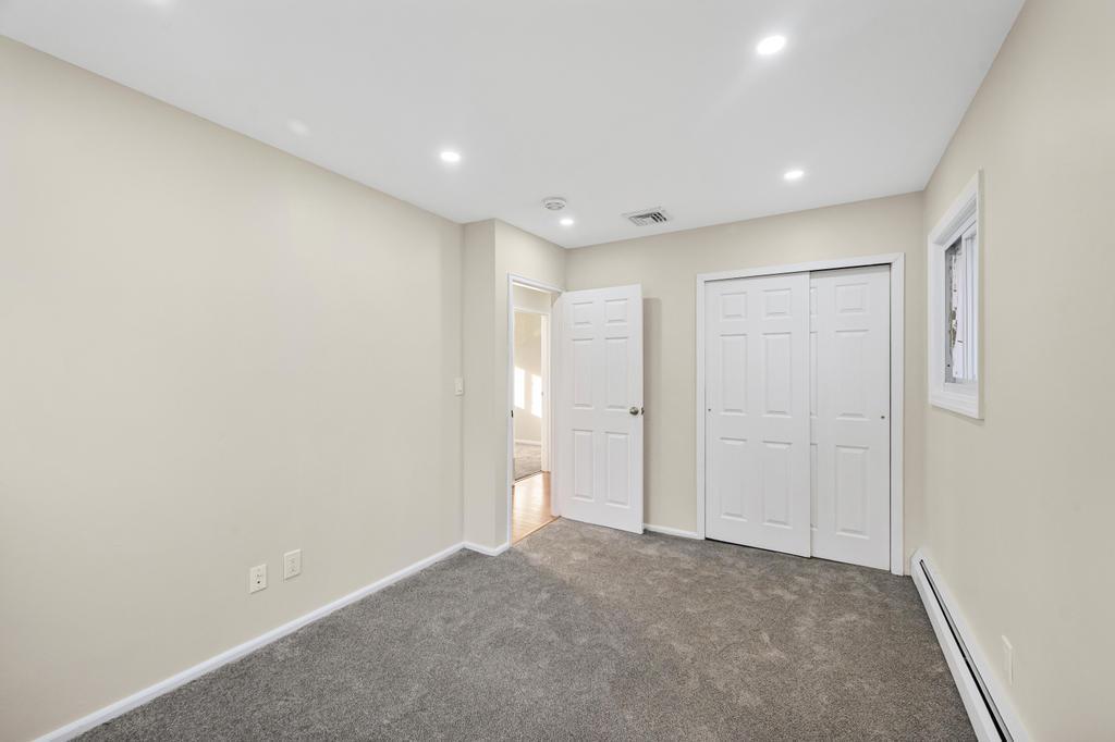 Single Family Seamans Neck  Nassau County, NY 11783, MLS-835603-19