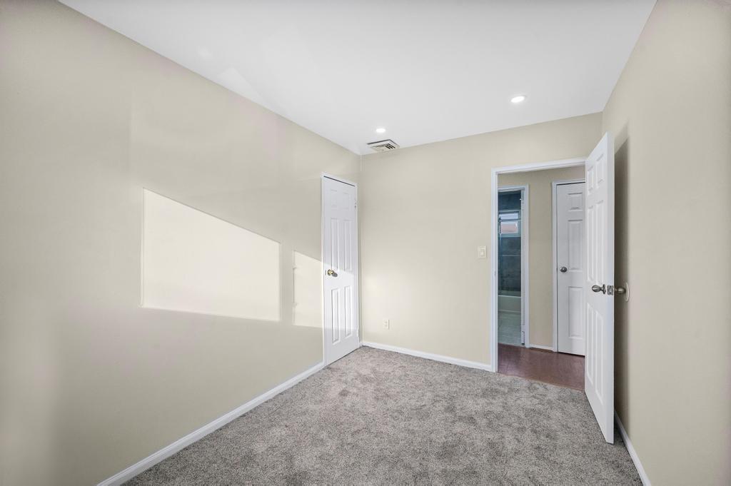 Single Family Seamans Neck  Nassau County, NY 11783, MLS-835603-27