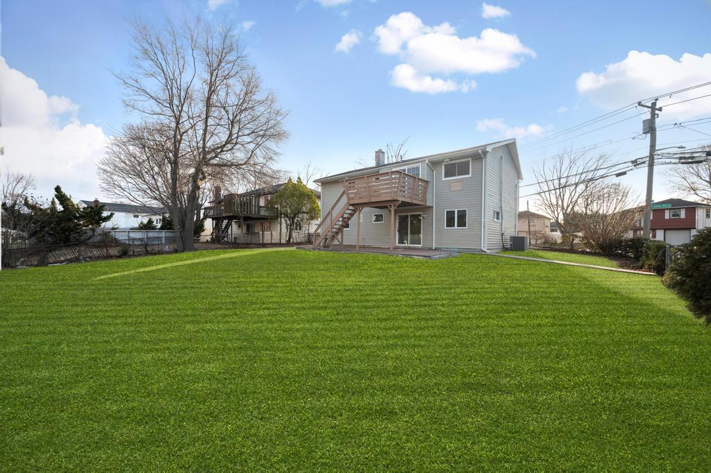 Single Family Seamans Neck  Nassau County, NY 11783, MLS-835603-5