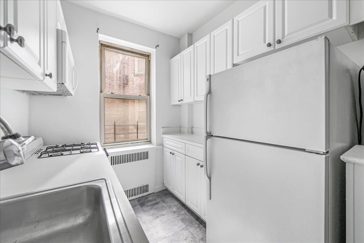 Coop Boston  Bronx, NY 10462, MLS-835618-15