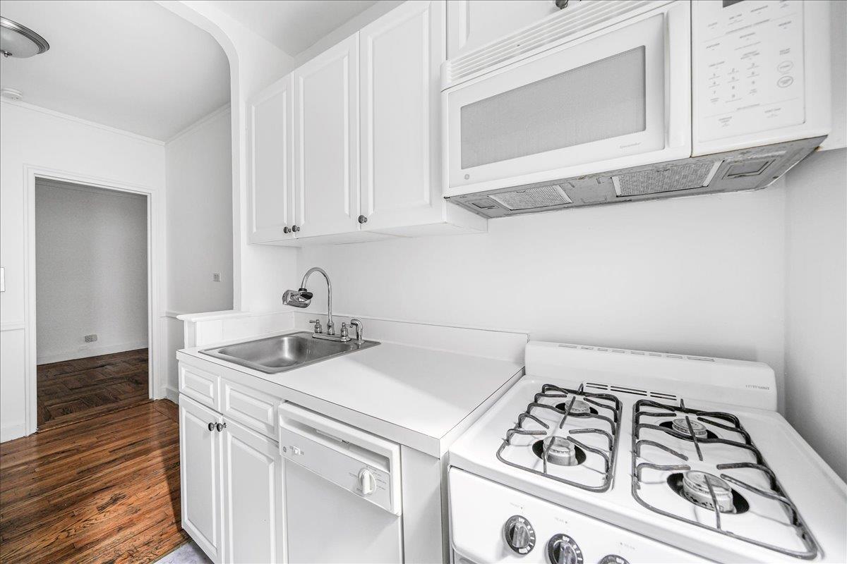 Coop Boston  Bronx, NY 10462, MLS-835618-16