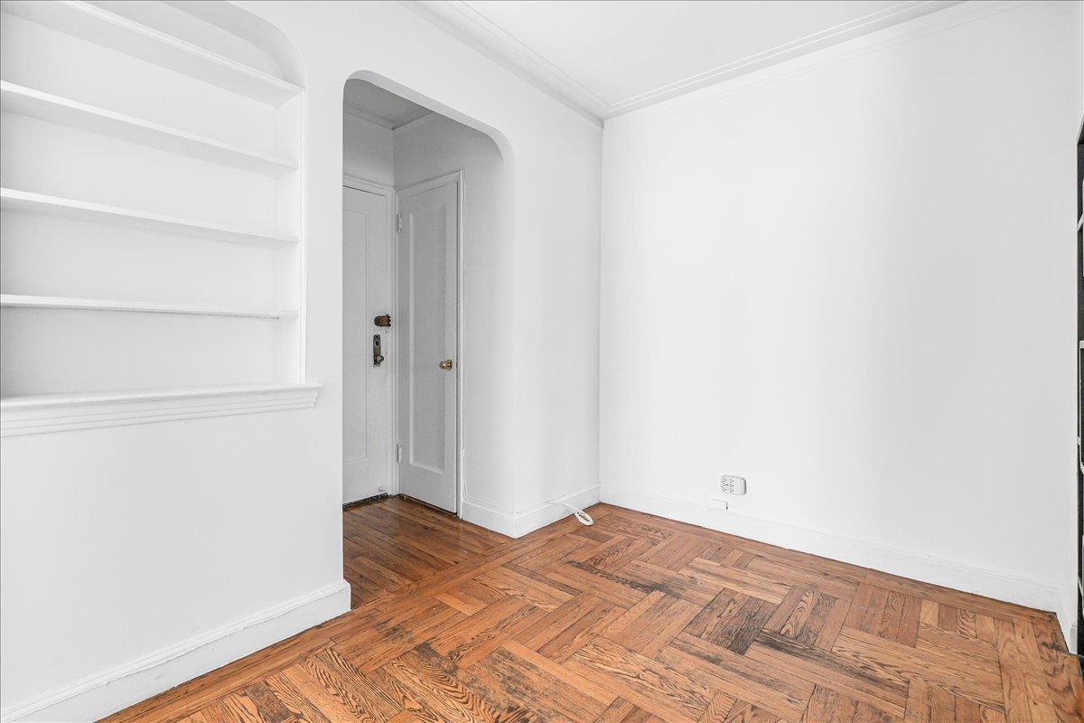 Coop Boston  Bronx, NY 10462, MLS-835618-6