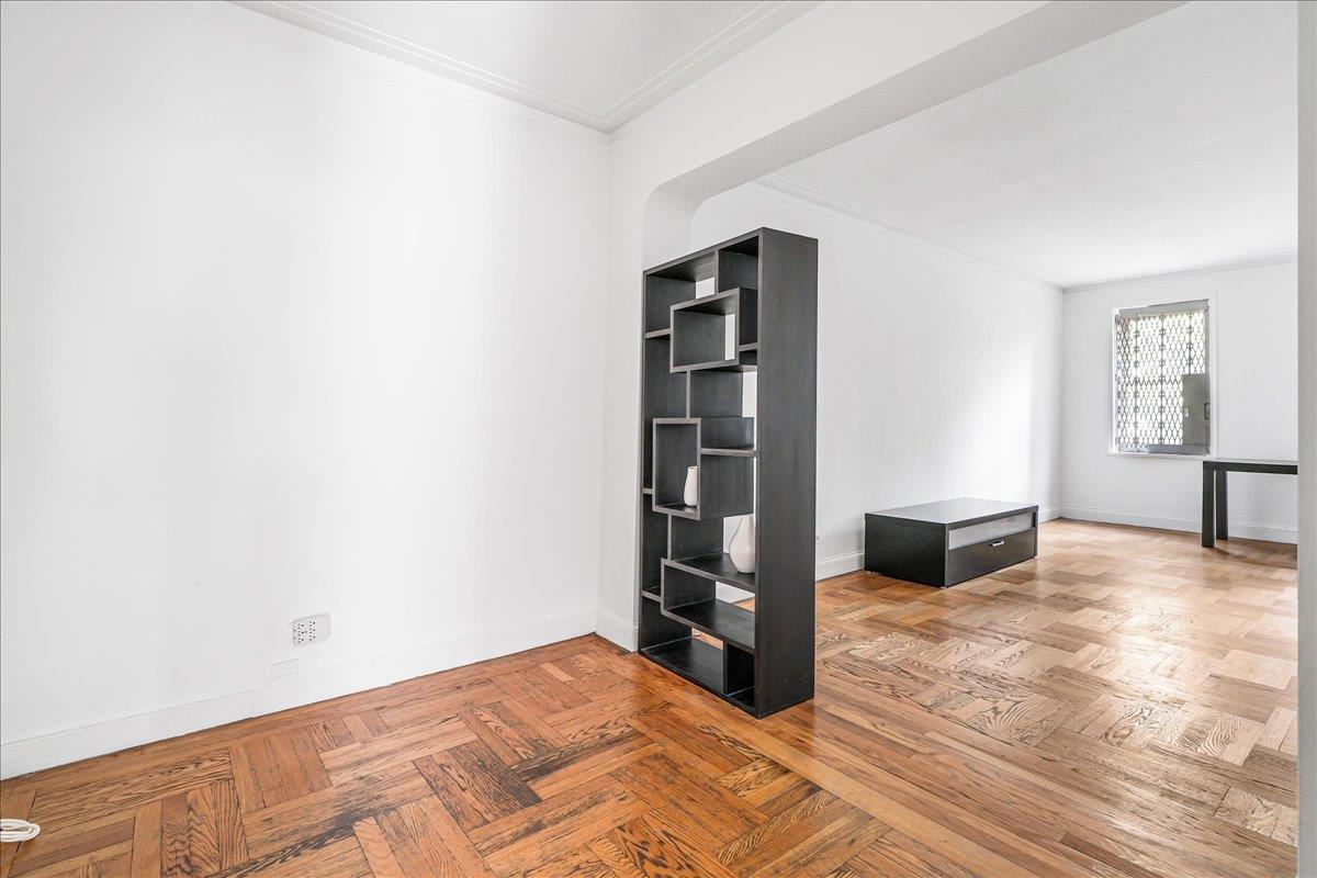 Coop Boston  Bronx, NY 10462, MLS-835618-7