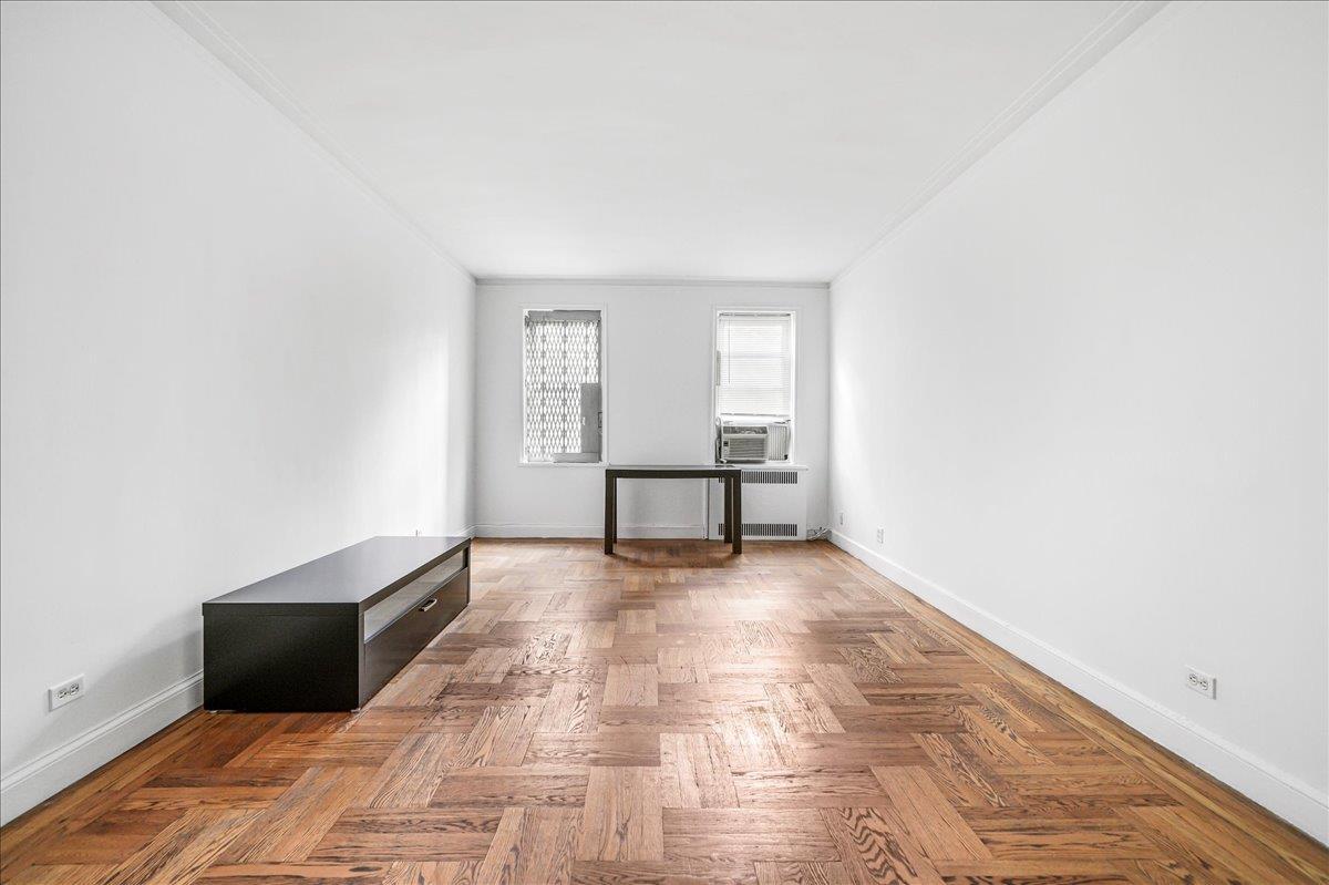 Coop Boston  Bronx, NY 10462, MLS-835618-8