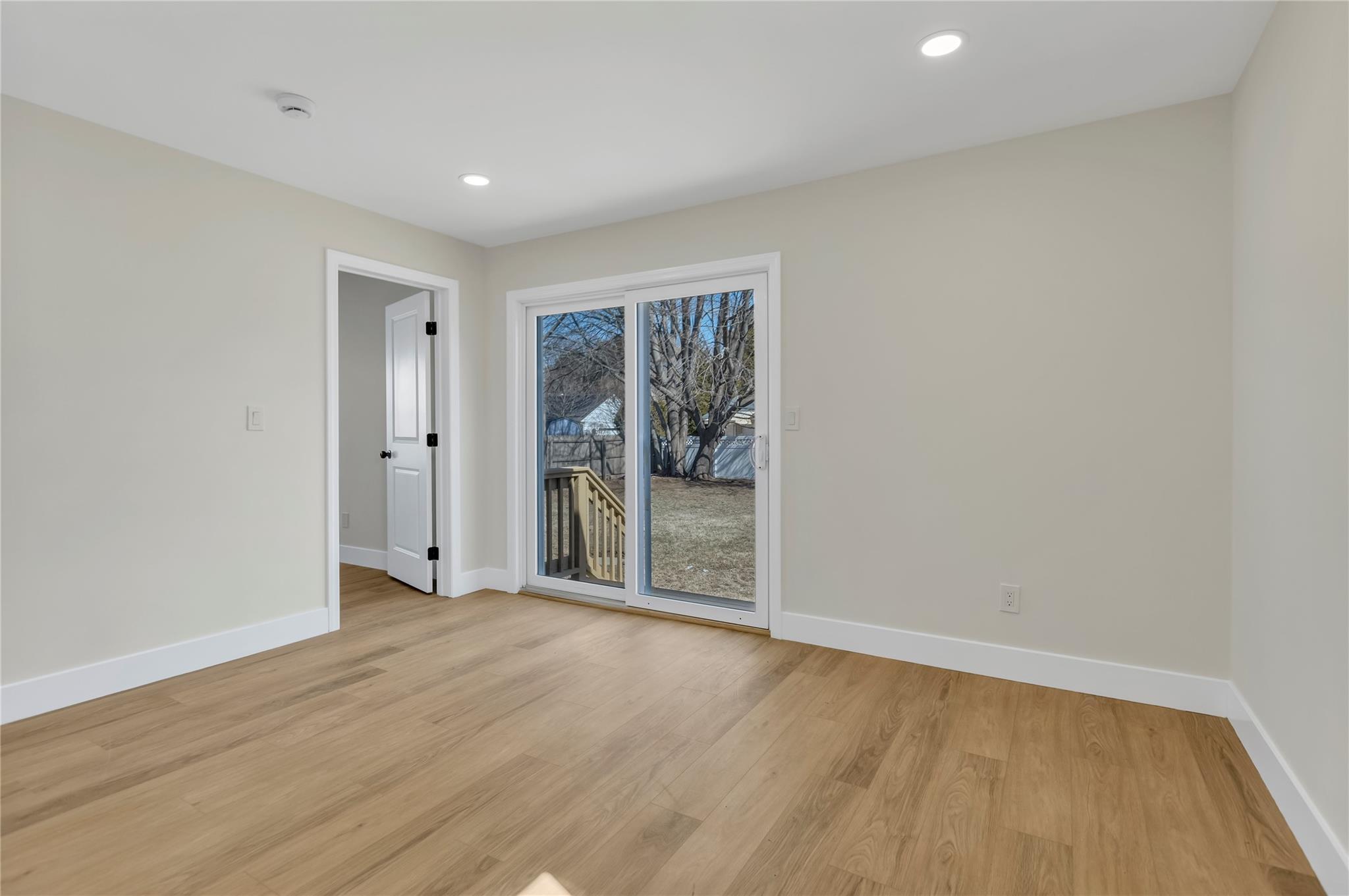 Single Family Middleton  Suffolk County, NY 11944, MLS-835632-10