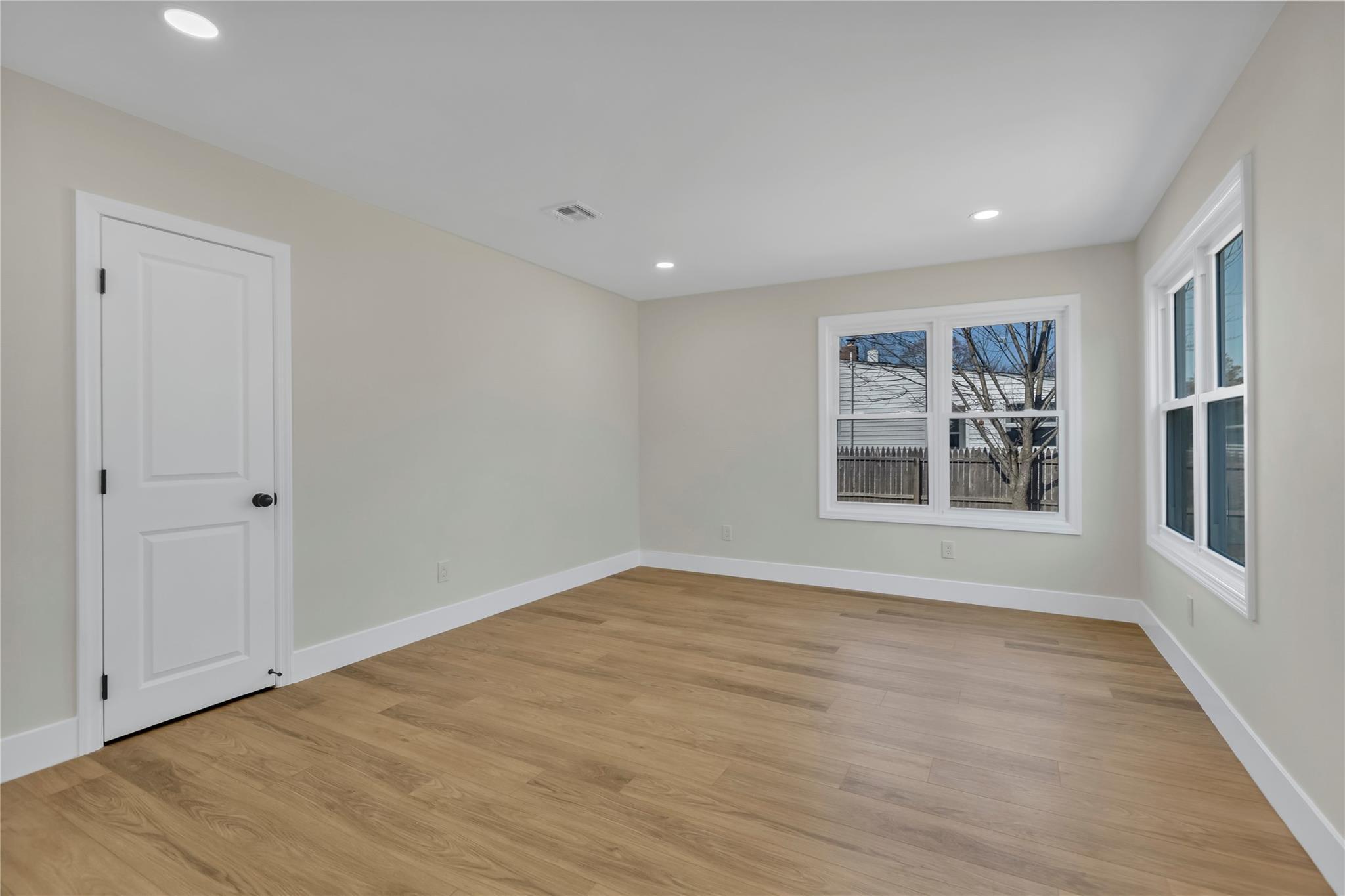 Single Family Middleton  Suffolk County, NY 11944, MLS-835632-12