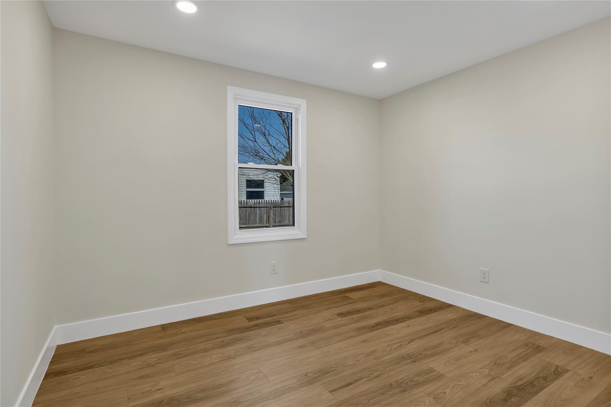 Single Family Middleton  Suffolk County, NY 11944, MLS-835632-9