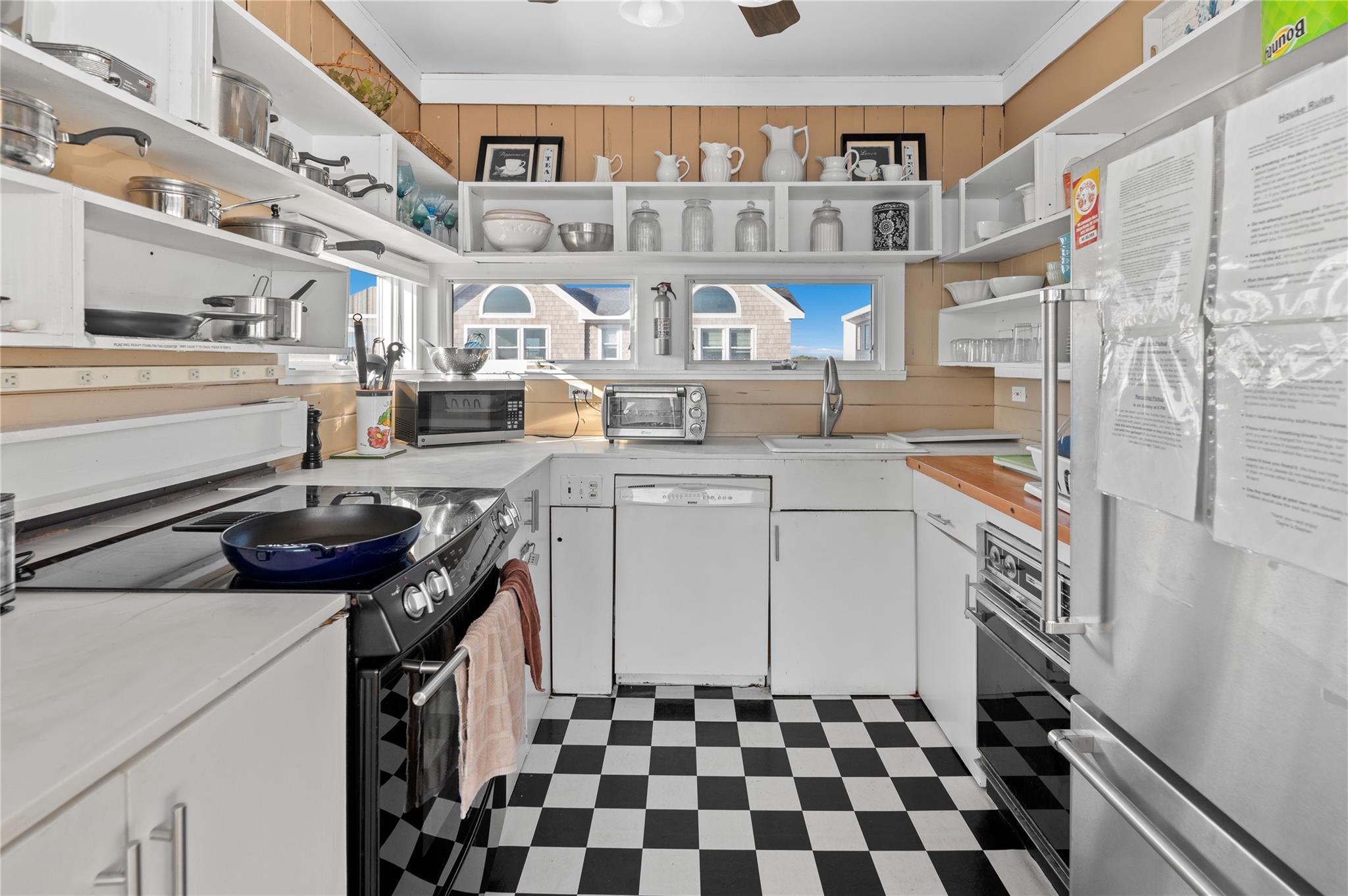 Single Family Ocean View  Suffolk County, NY 11770, MLS-835645-14