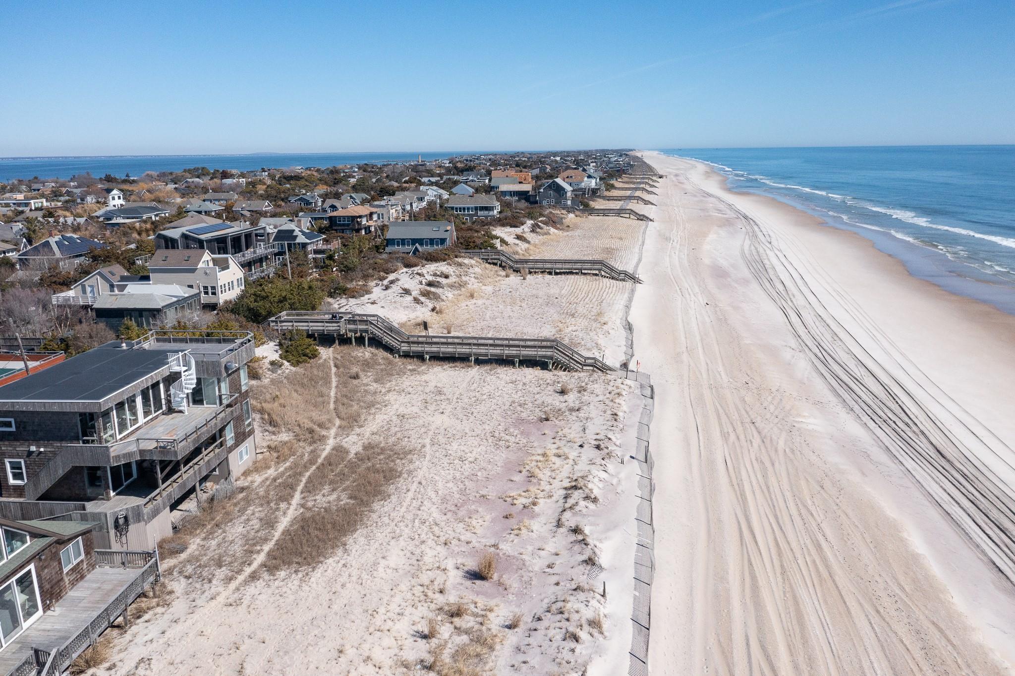 Single Family Ocean View  Suffolk County, NY 11770, MLS-835645-2