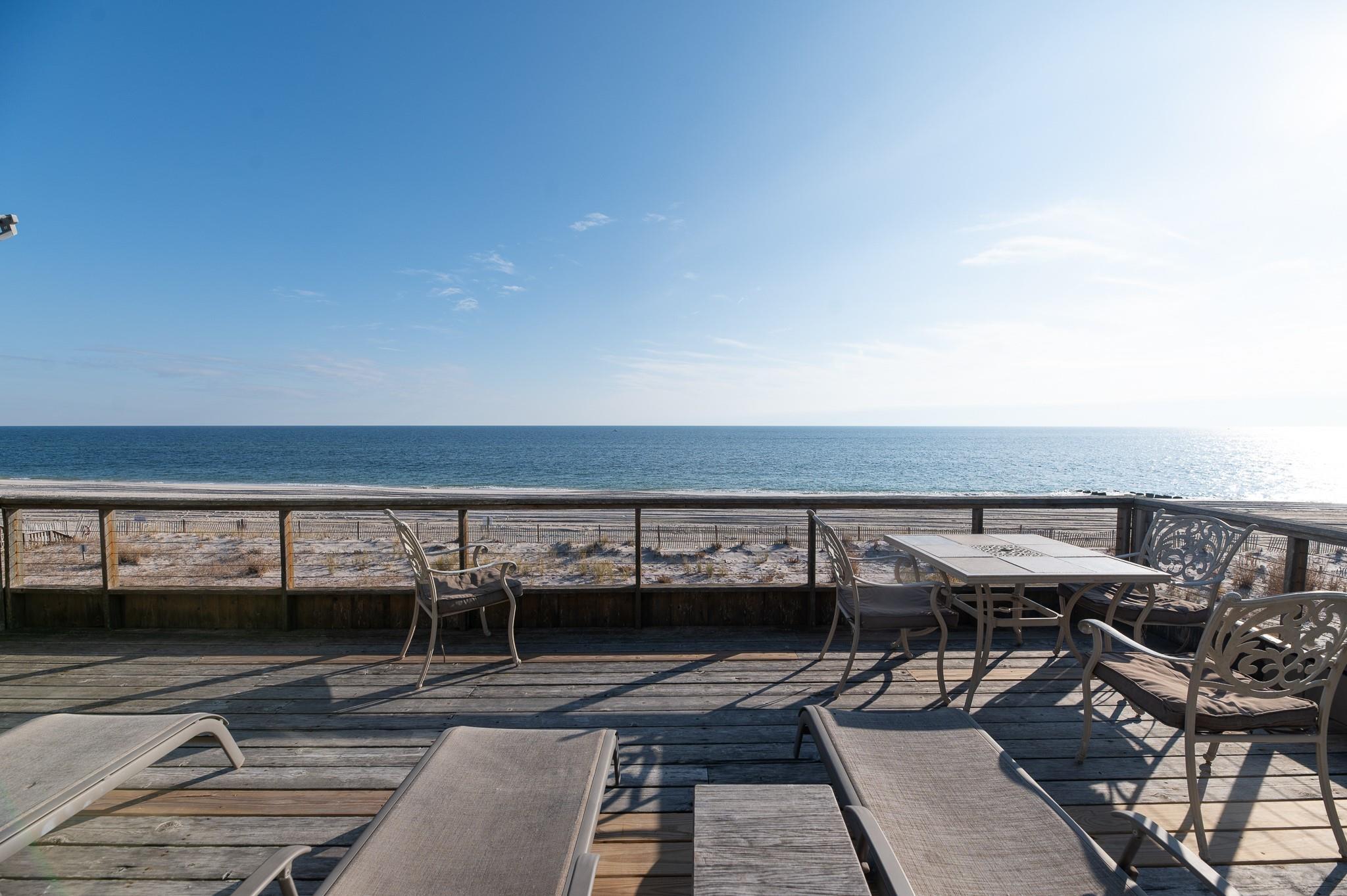 Single Family Ocean View  Suffolk County, NY 11770, MLS-835645-20