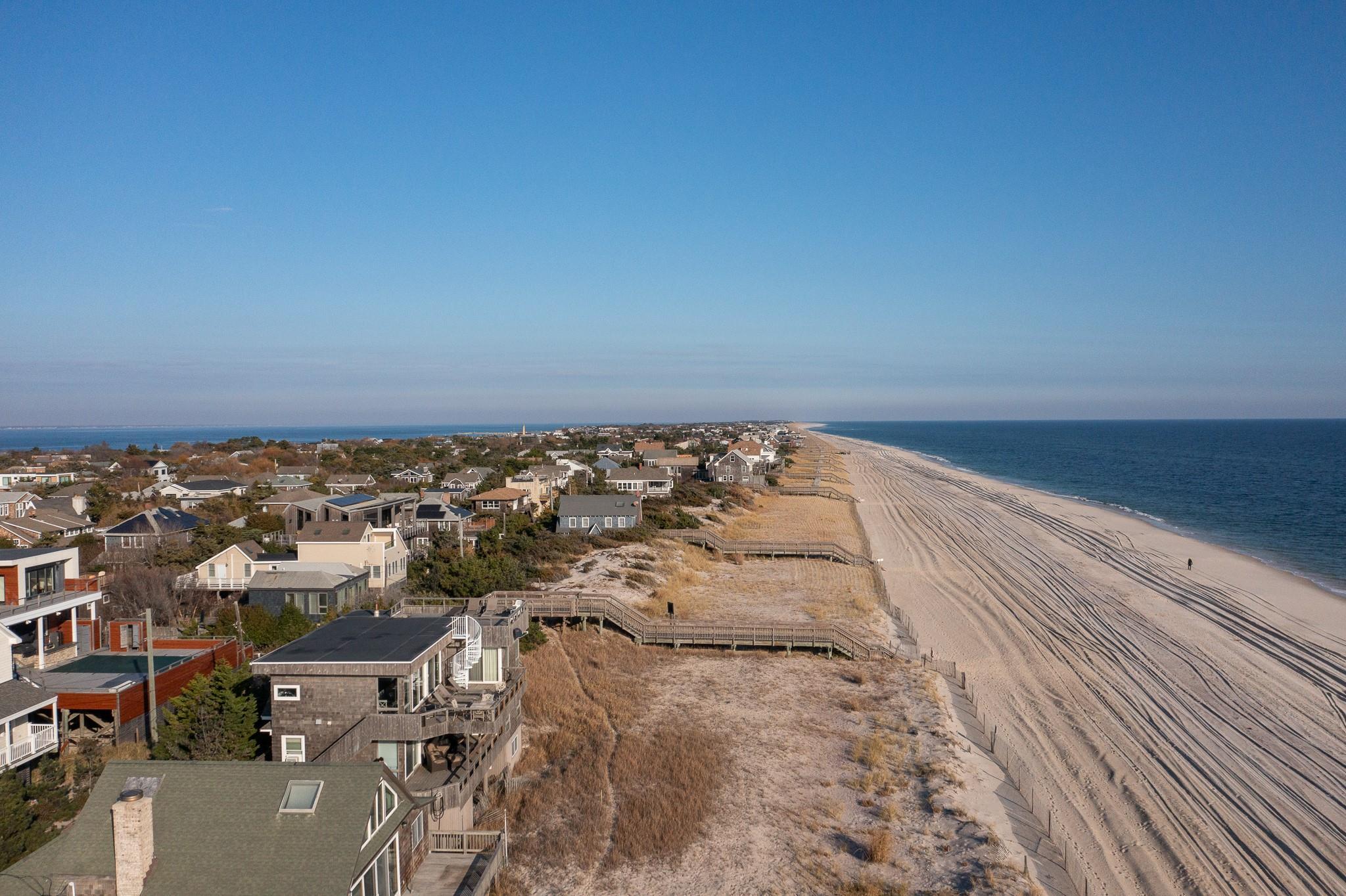 Single Family Ocean View  Suffolk County, NY 11770, MLS-835645-4