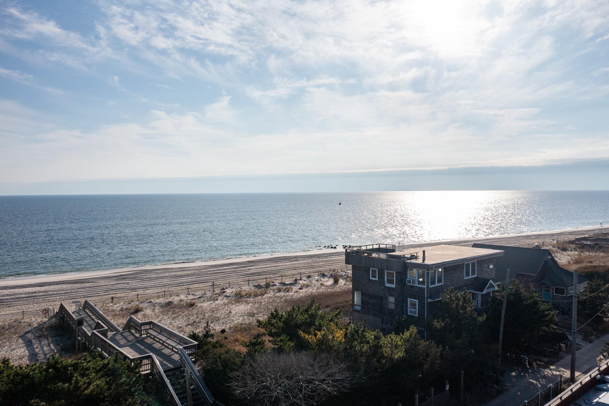 Single Family Ocean View  Suffolk County, NY 11770, MLS-835645-9