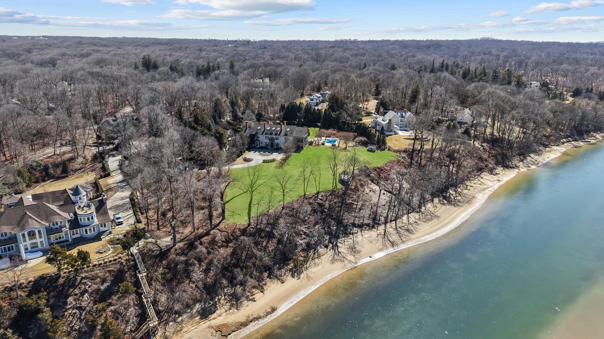 Single Family Emmet  Suffolk County, NY 11790, MLS-835698-2