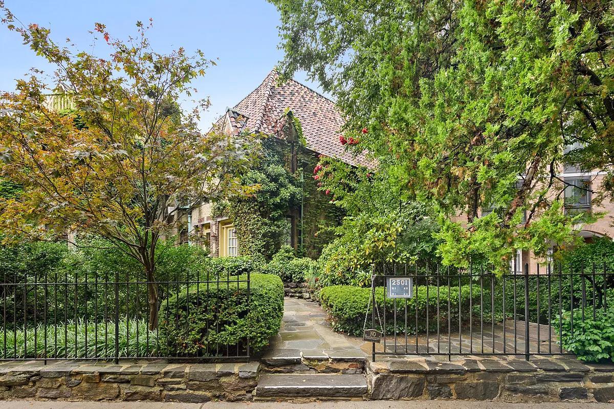 Coop Palisade  Bronx, NY 10463, MLS-835707-17