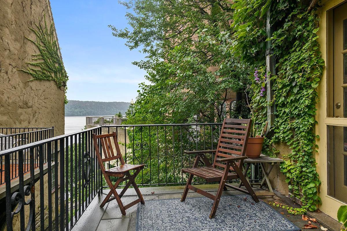Coop Palisade  Bronx, NY 10463, MLS-835707-18