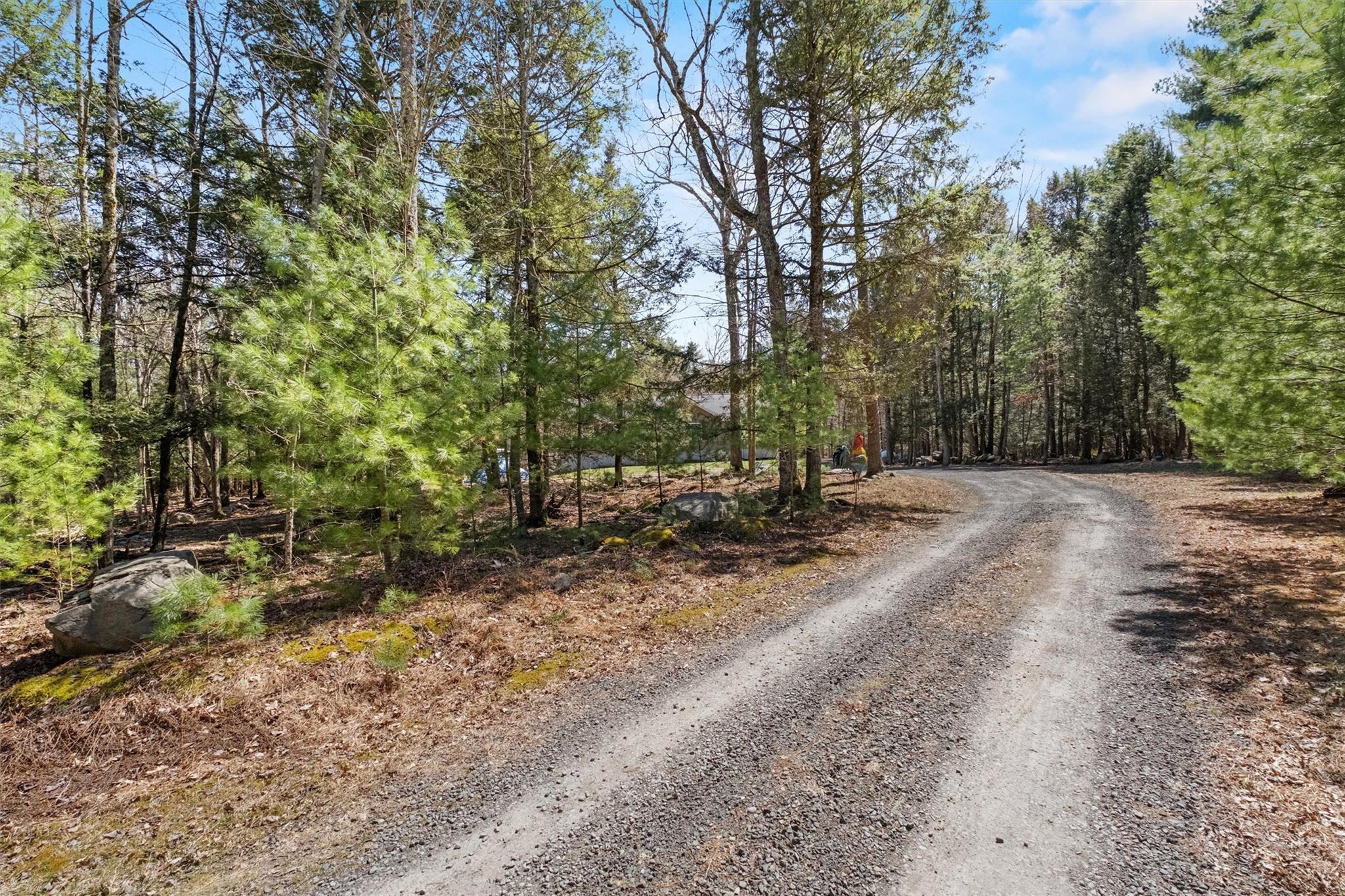 Single Family Queens  Ulster County, NY 12404, MLS-835741-31