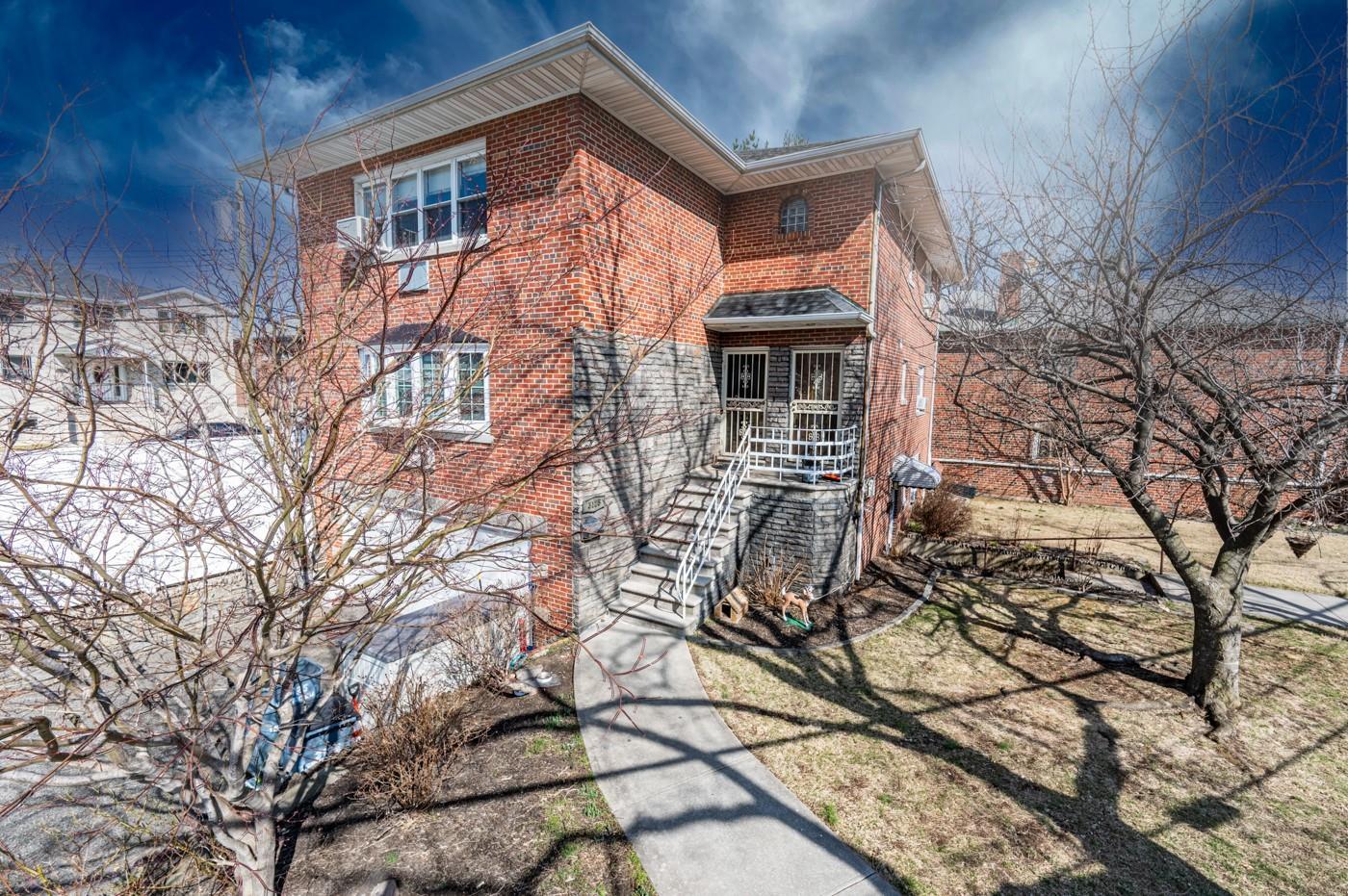 Single Family Spencer  Bronx, NY 10465, MLS-835754-23