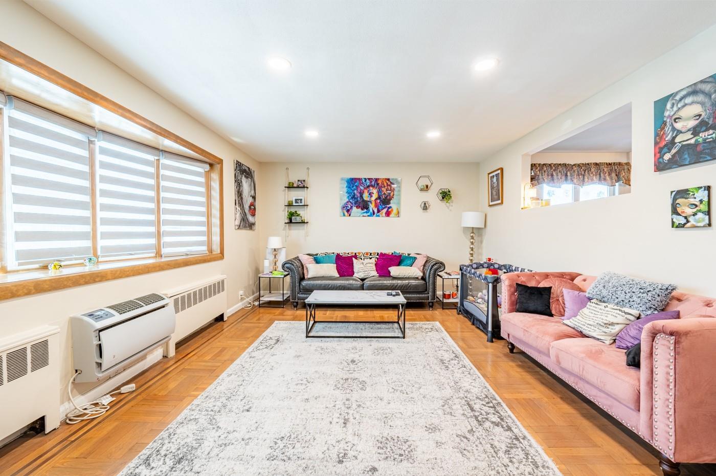 Single Family Spencer  Bronx, NY 10465, MLS-835754-3